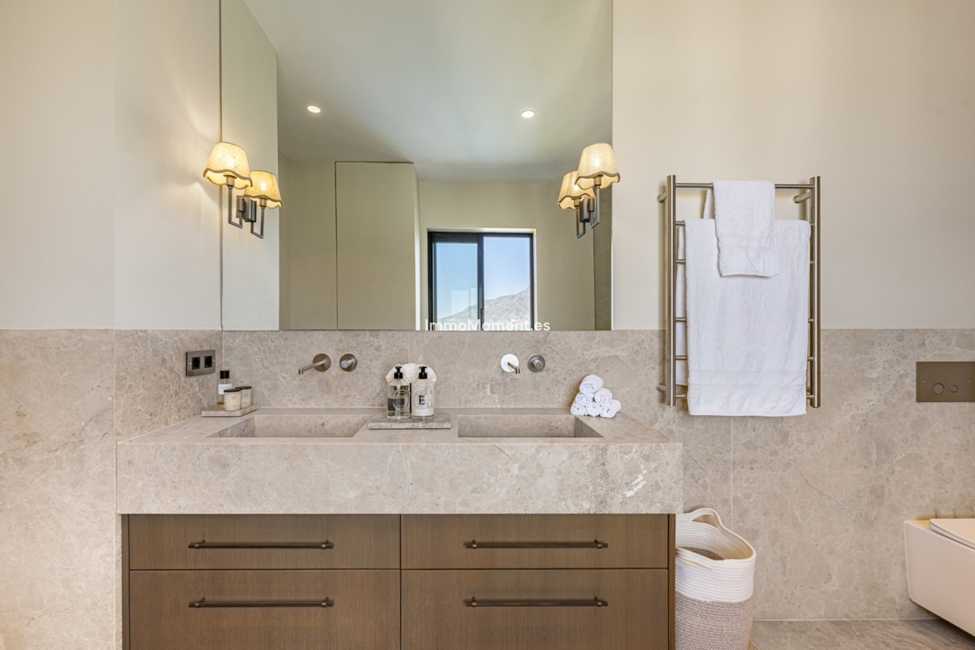 Resale - Apartment - Benahavís - La Quinta