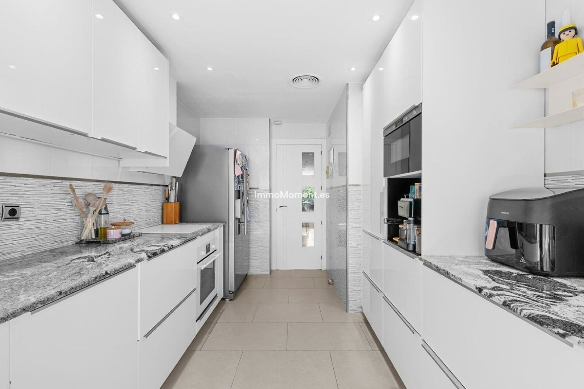 Resale - Apartment - Benahavís - La Quinta