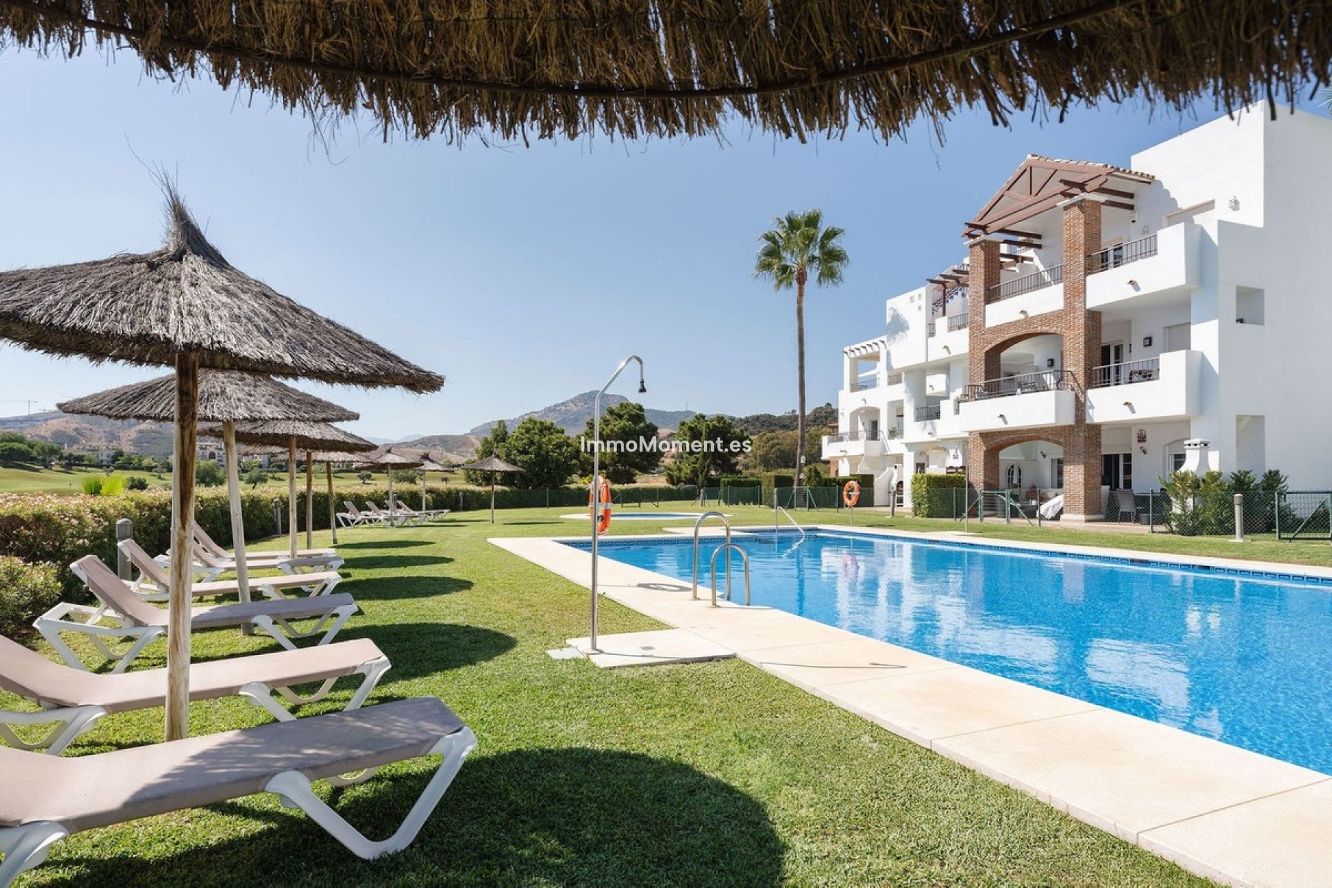 Resale - Apartment - Benahavís - Los Arqueros