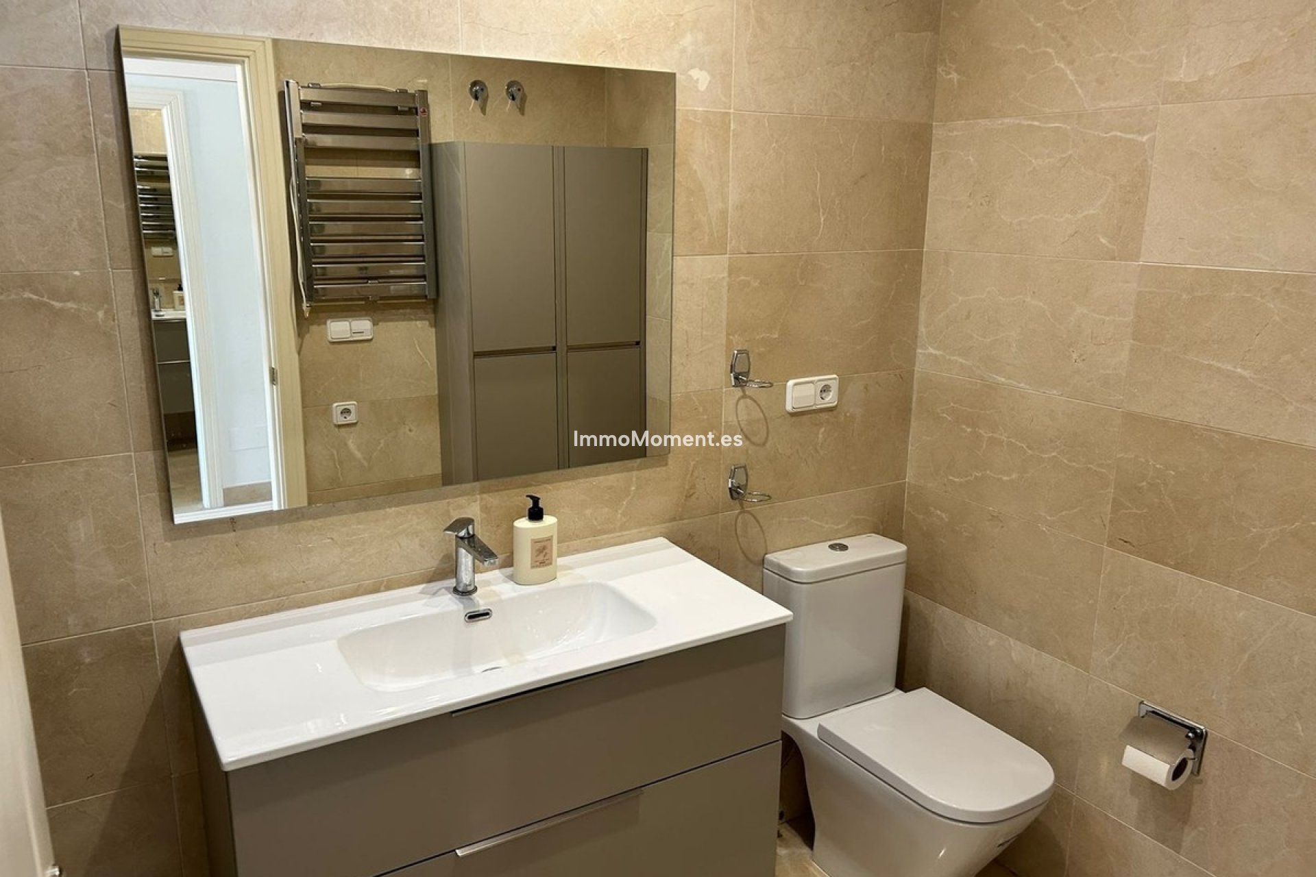 Resale - Apartment - Benahavís - Los Arqueros