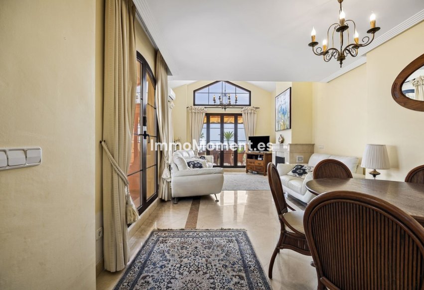 Resale - Apartment - Benahavís - Los Arqueros