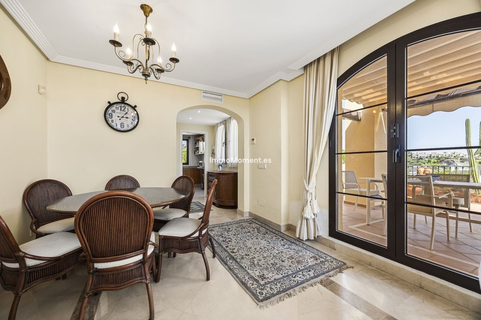 Resale - Apartment - Benahavís - Los Arqueros