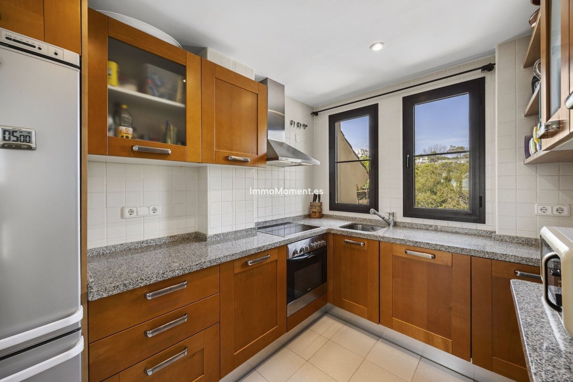 Resale - Apartment - Benahavís - Los Arqueros