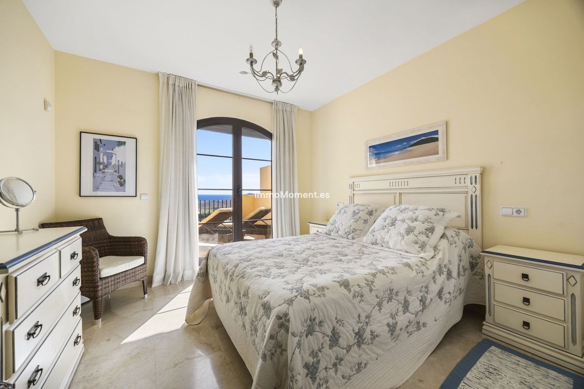 Resale - Apartment - Benahavís - Los Arqueros