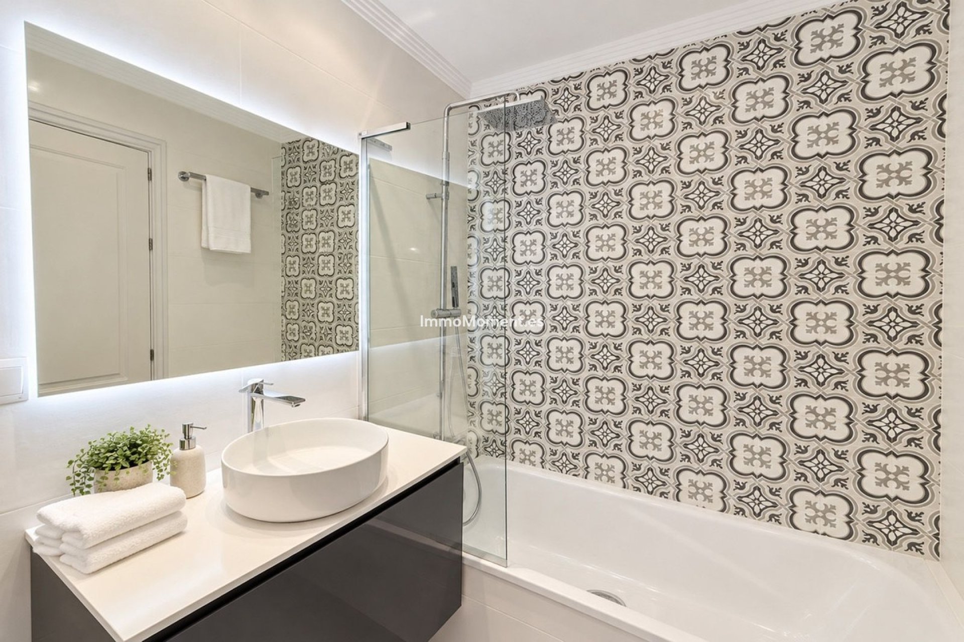 Resale - Apartment - Benahavís - Los Arqueros