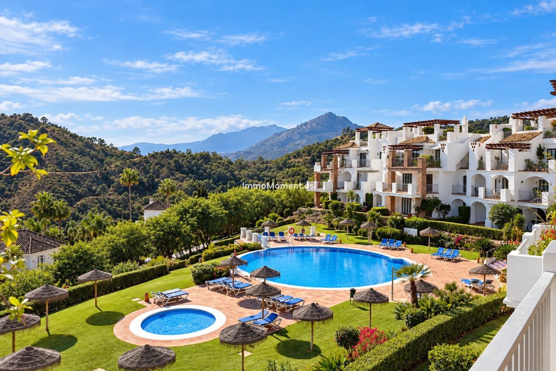Resale - Apartment - Benahavís - Los Arqueros