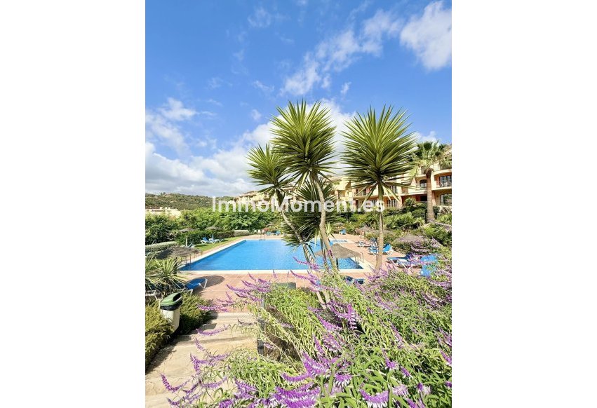 Resale - Apartment - Benahavís - Los Arqueros