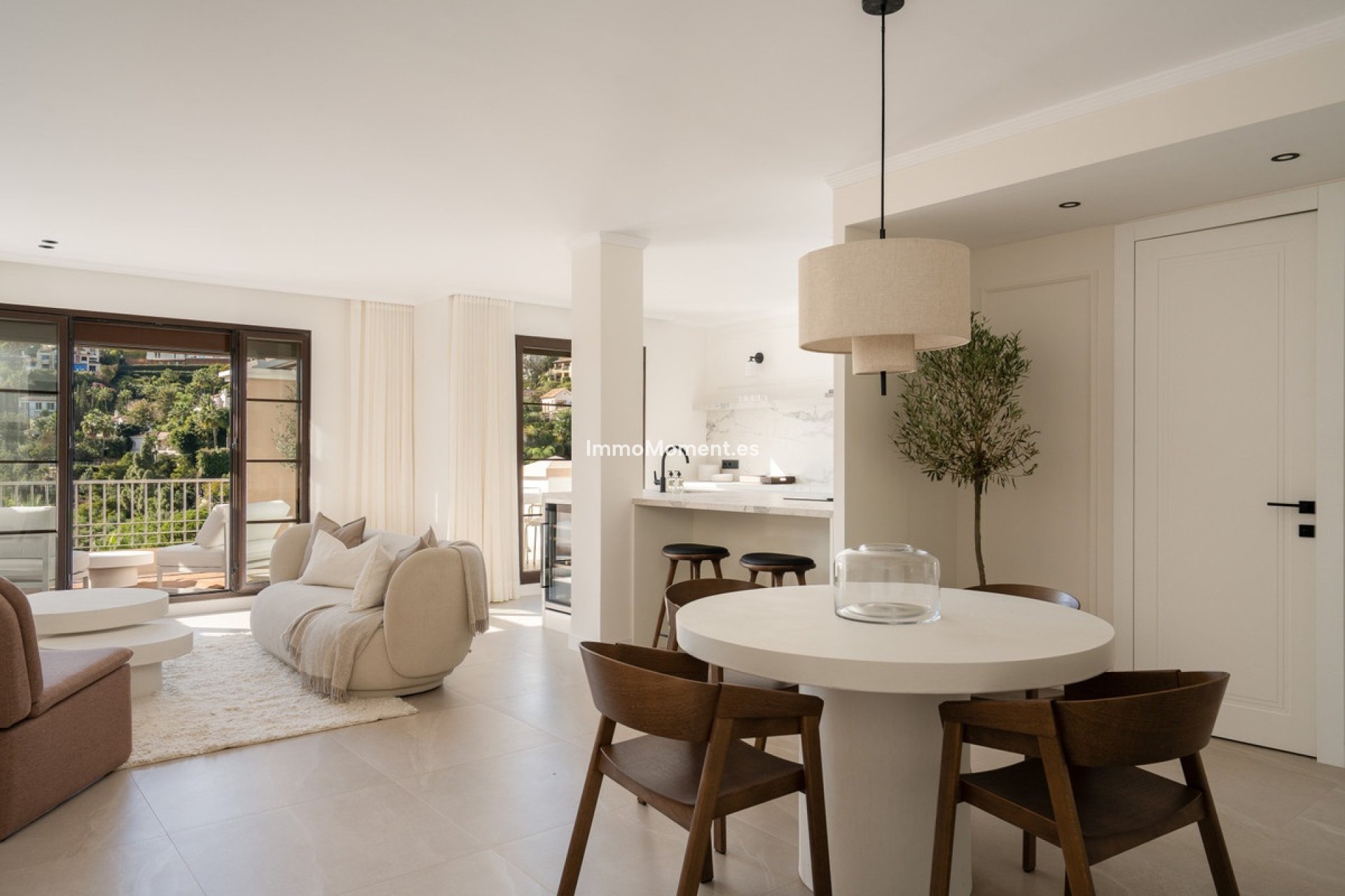 Resale - Apartment - Benahavís - Los Arqueros