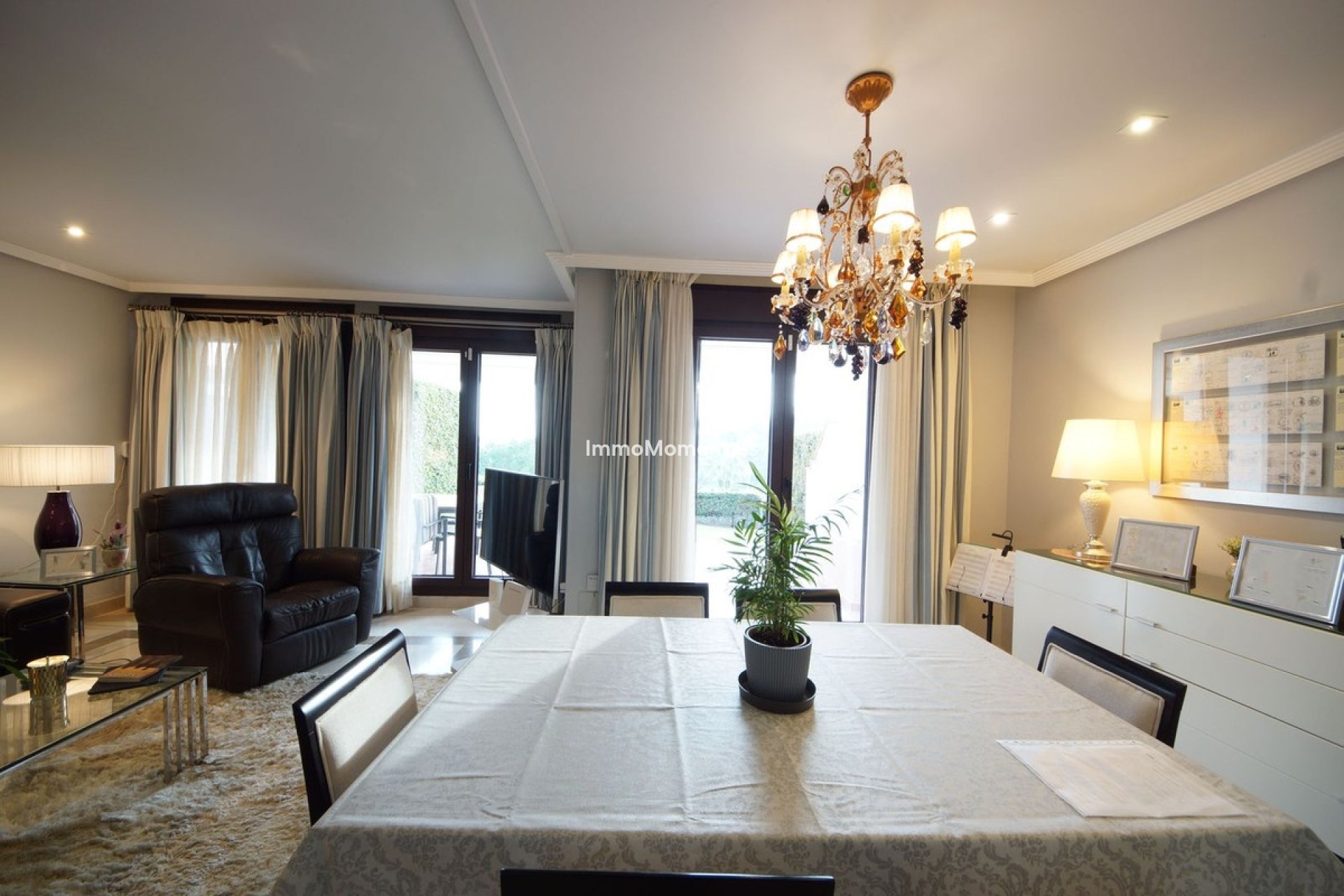 Resale - Apartment - Benahavís - Los Arqueros