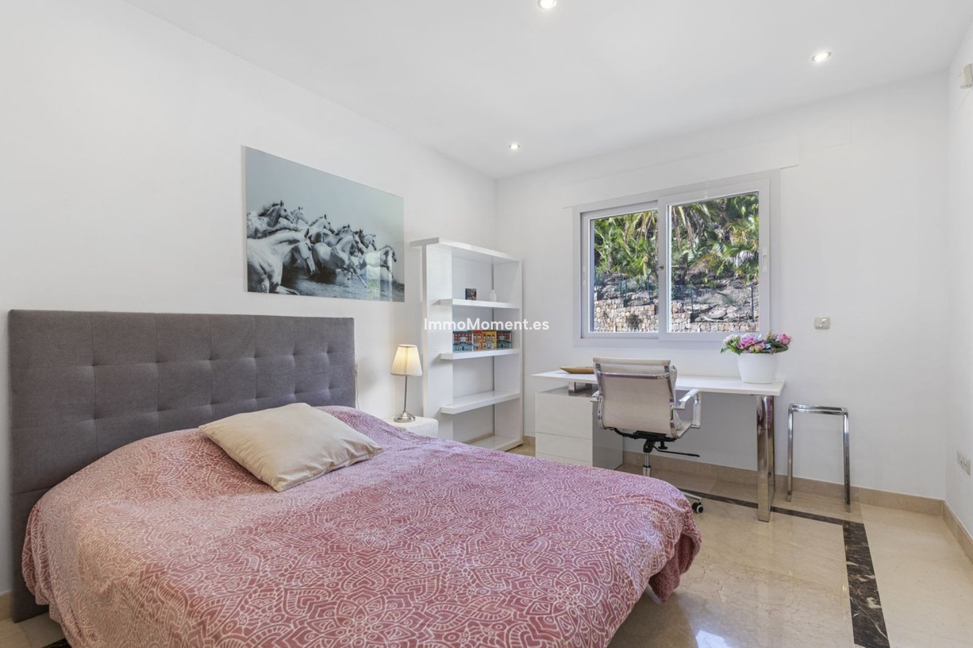 Resale - Apartment - Benahavís - Los Arqueros