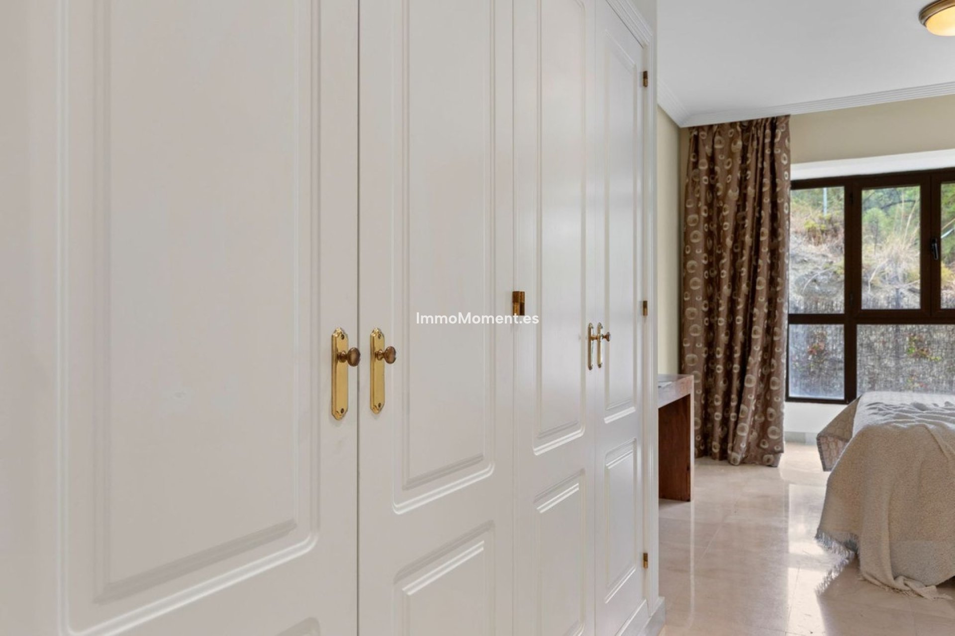 Resale - Apartment - Benahavís - Los Arqueros