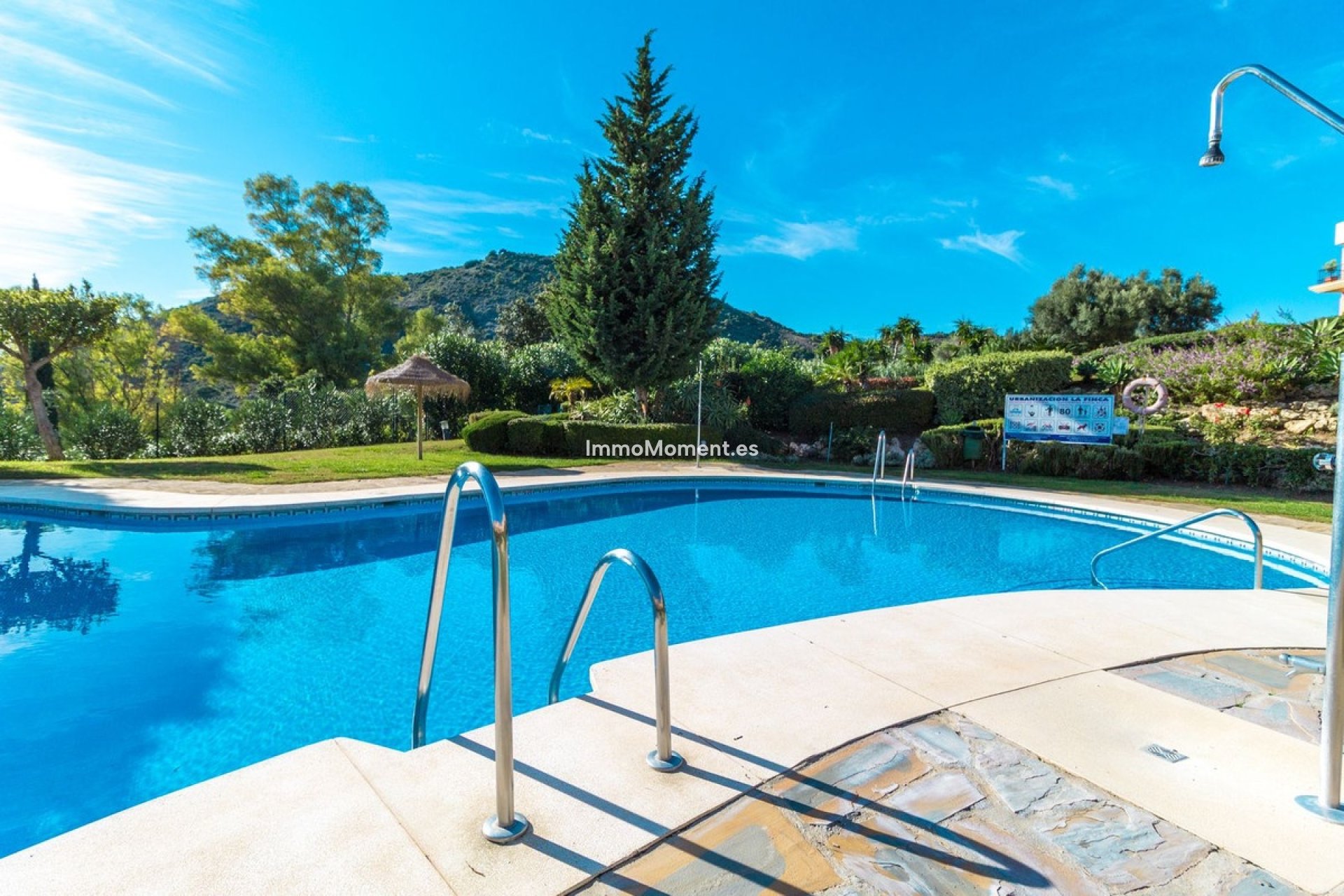 Resale - Apartment - Benahavís - Los Arqueros