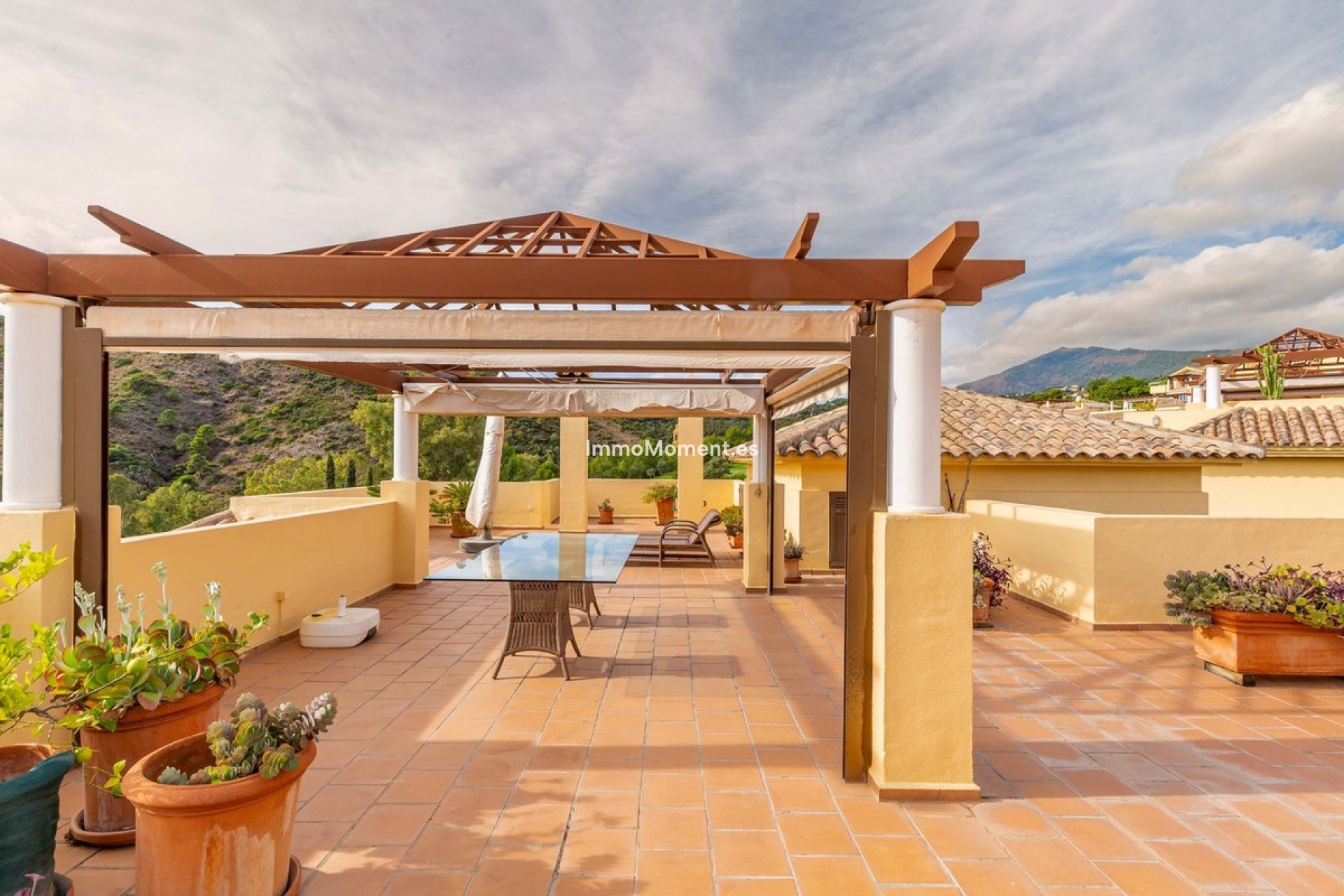 Resale - Apartment - Benahavís - Los Arqueros