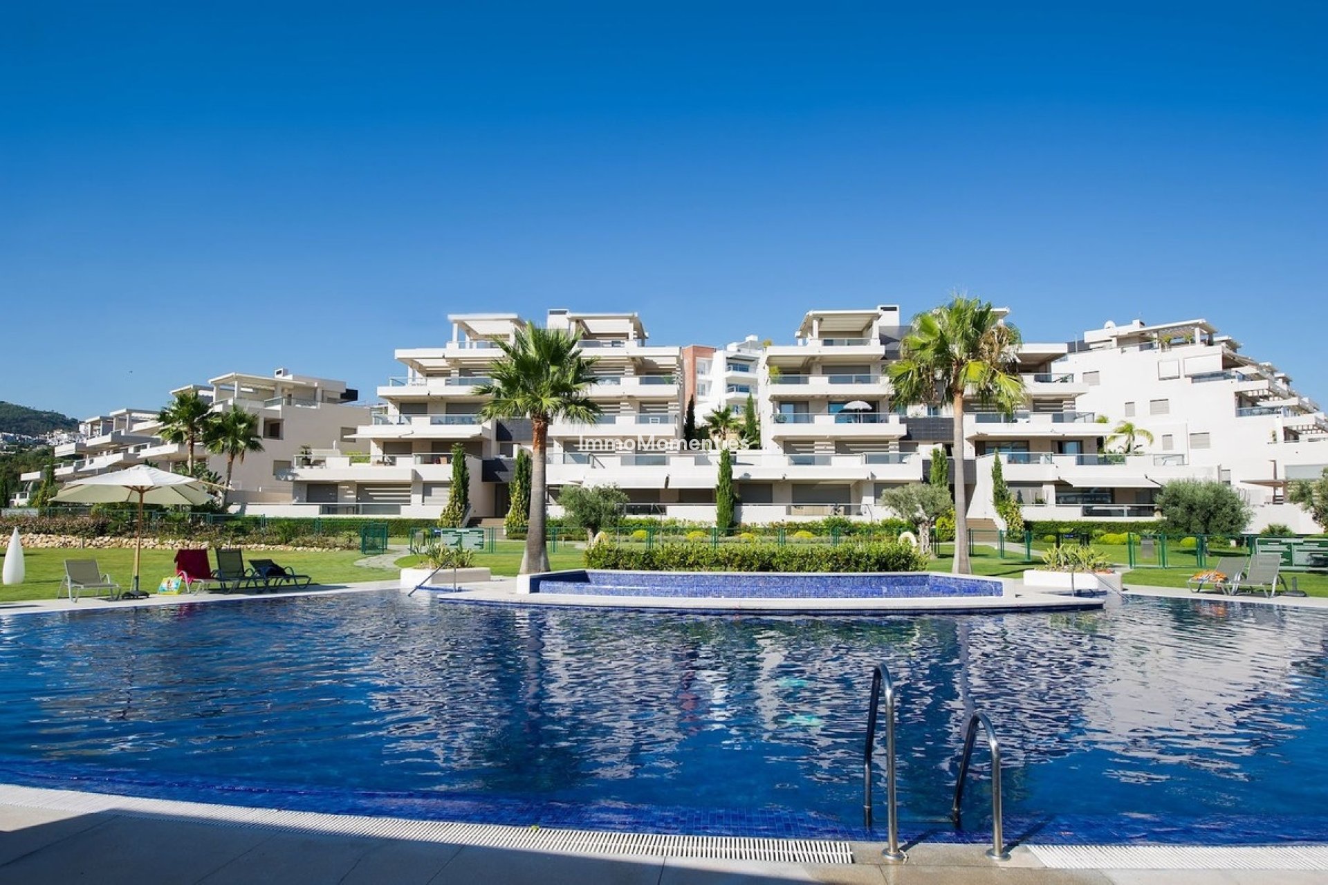 Resale - Apartment - Benahavís - Los Arqueros