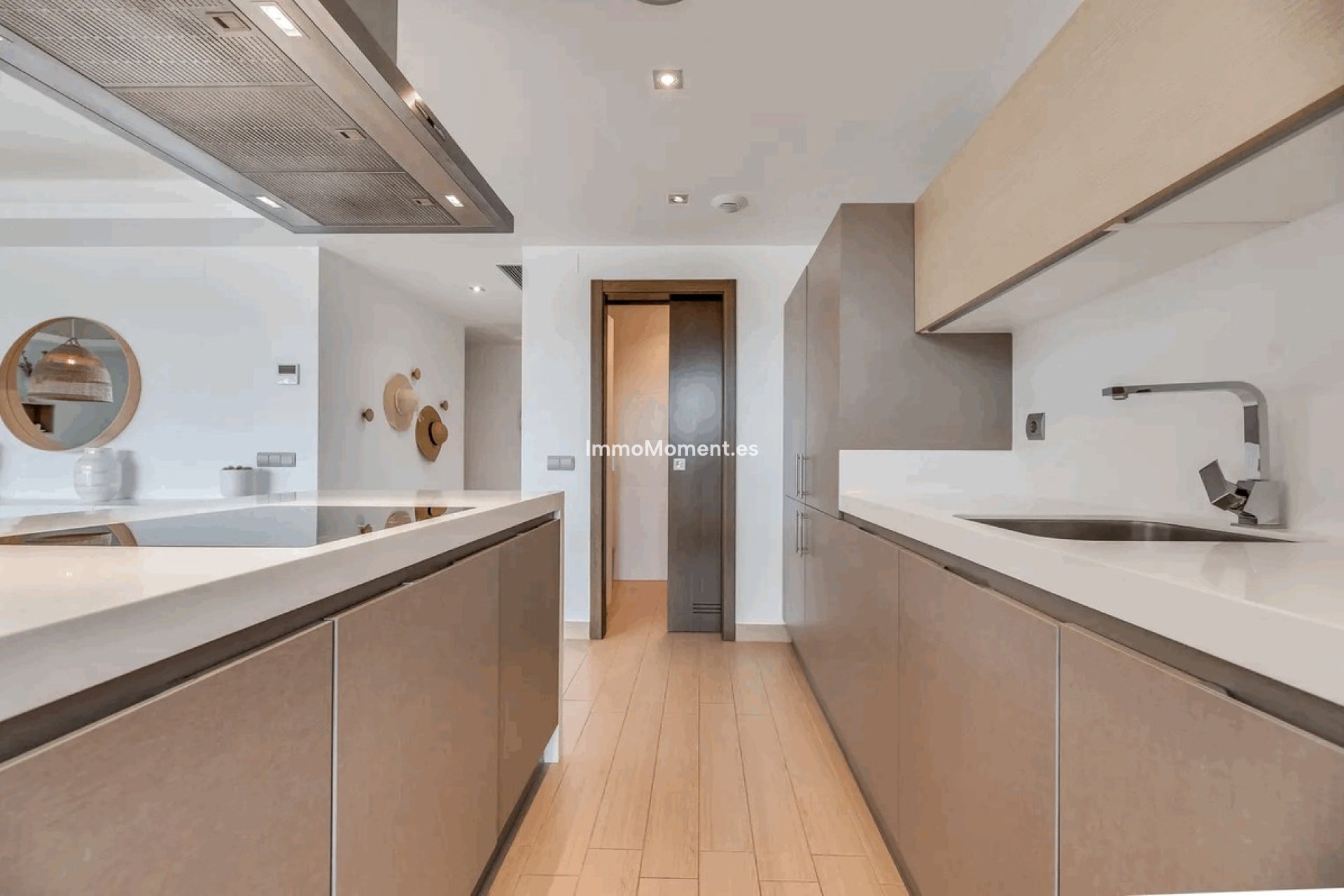 Resale - Apartment - Benahavís - Los Arqueros