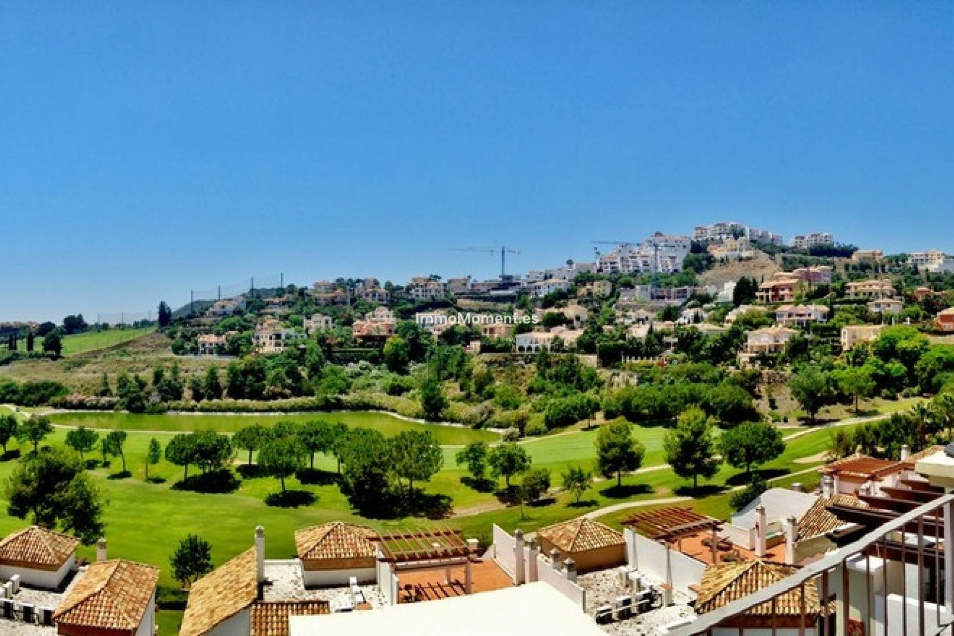 Resale - Apartment - Benahavís - Los Arqueros