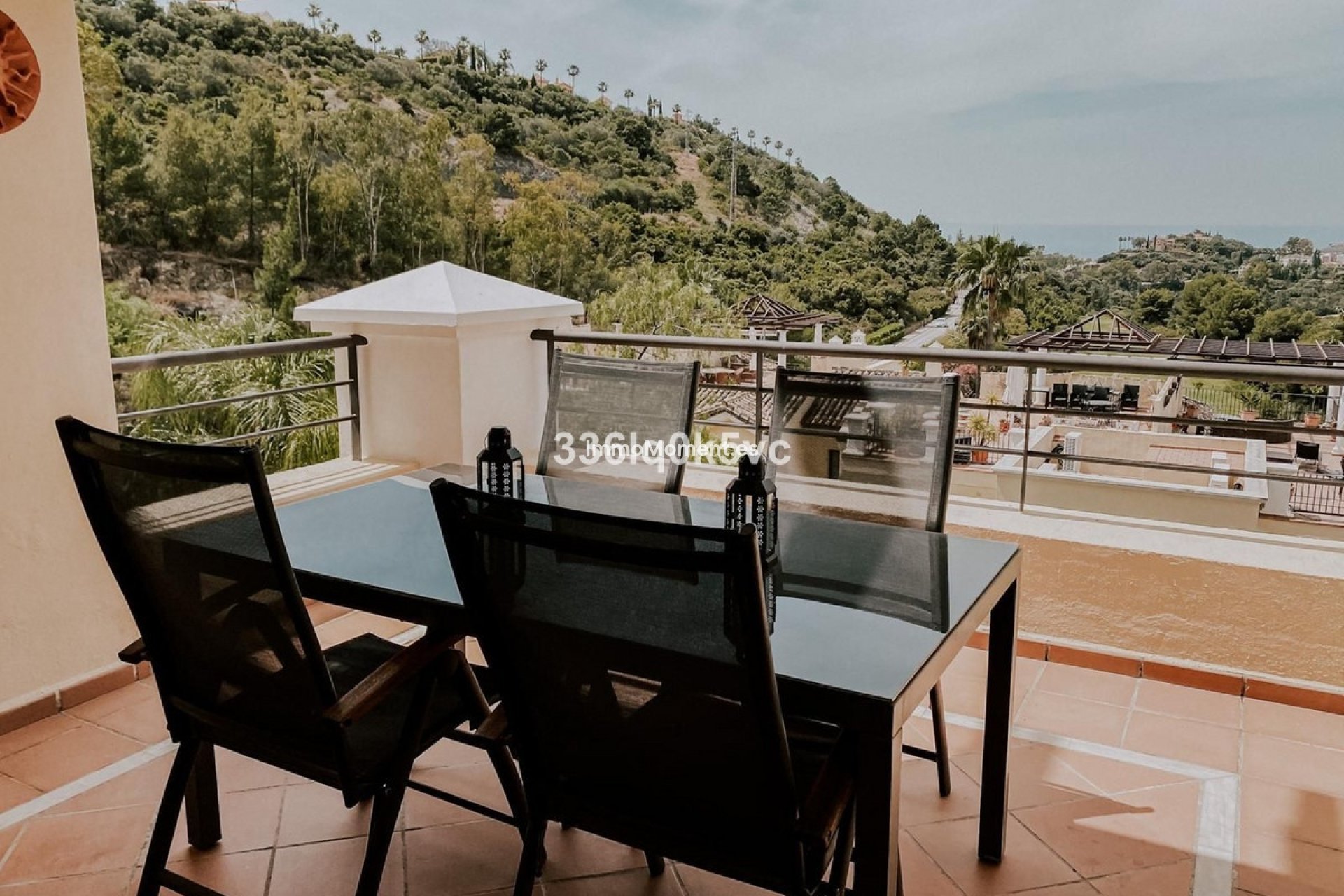 Resale - Apartment - Benahavís - Los Arqueros