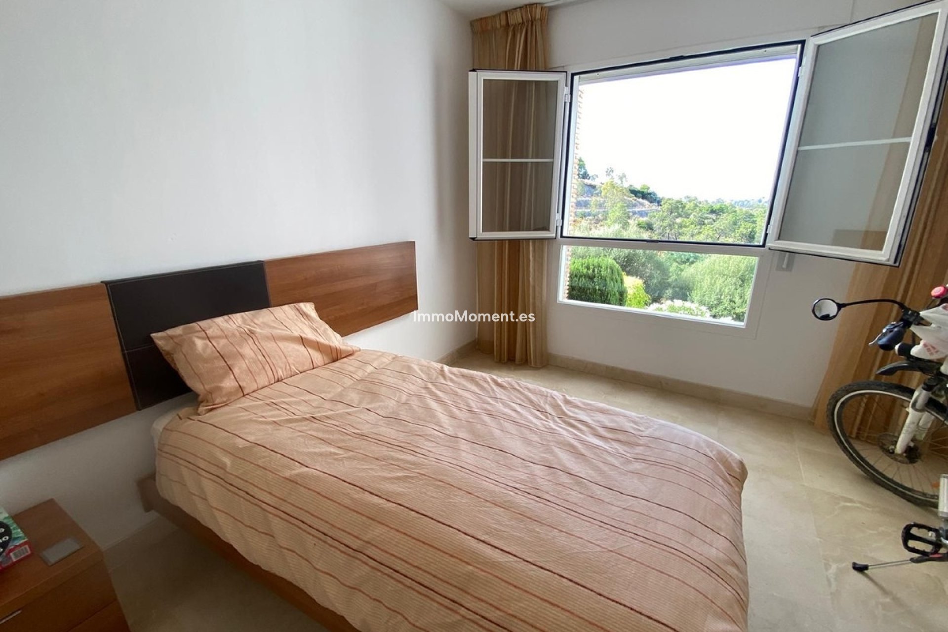 Resale - Apartment - Benahavís - Los Arqueros