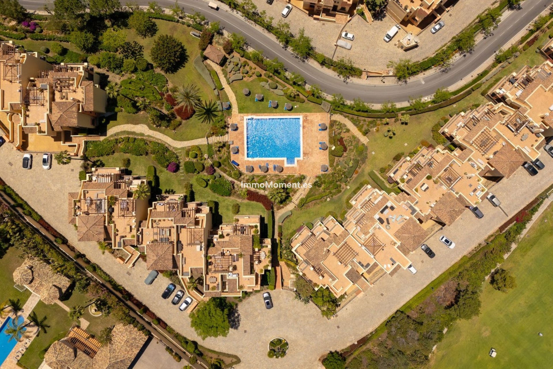 Resale - Apartment - Benahavís - Los Arqueros