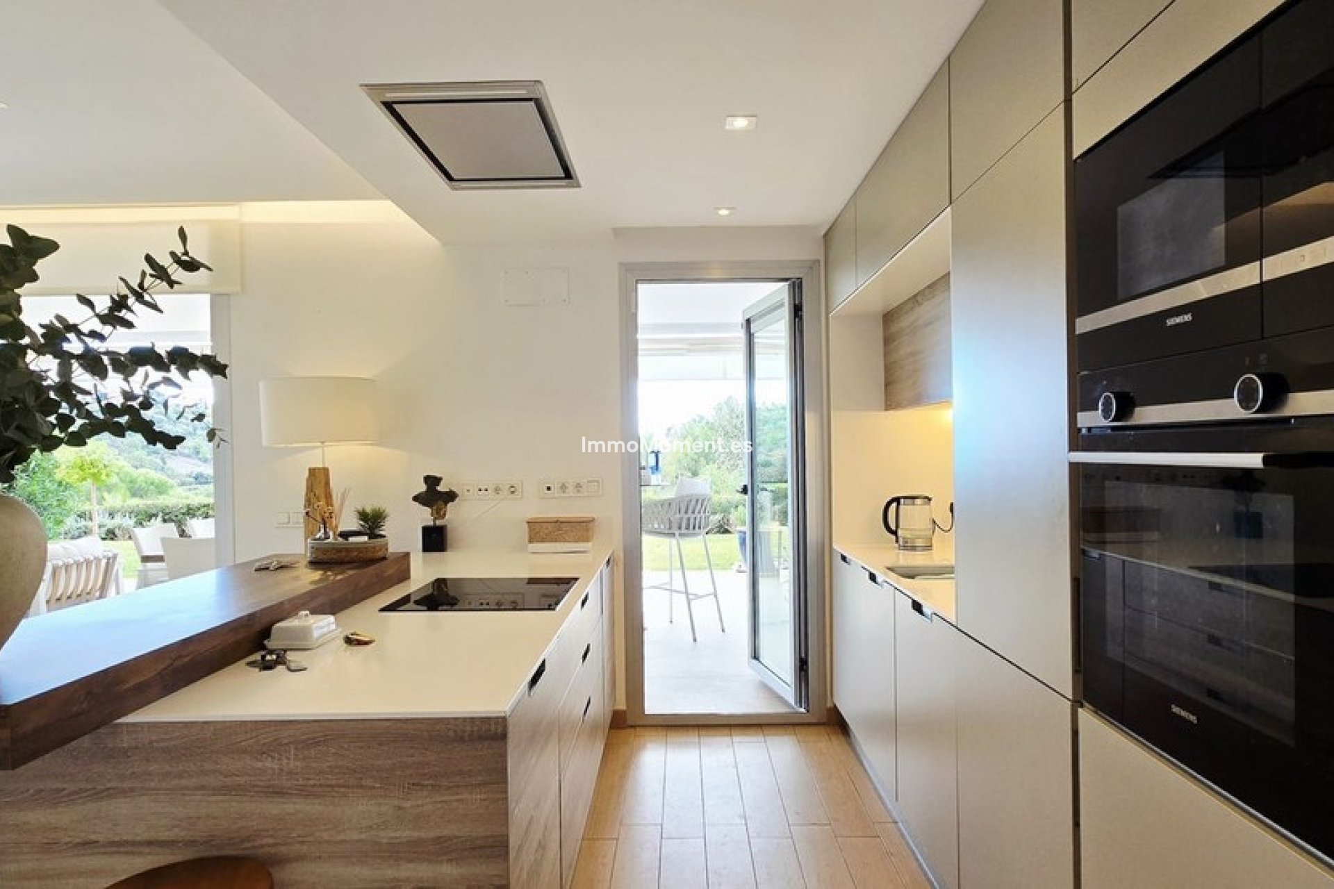 Resale - Apartment - Benahavís - Los Arqueros