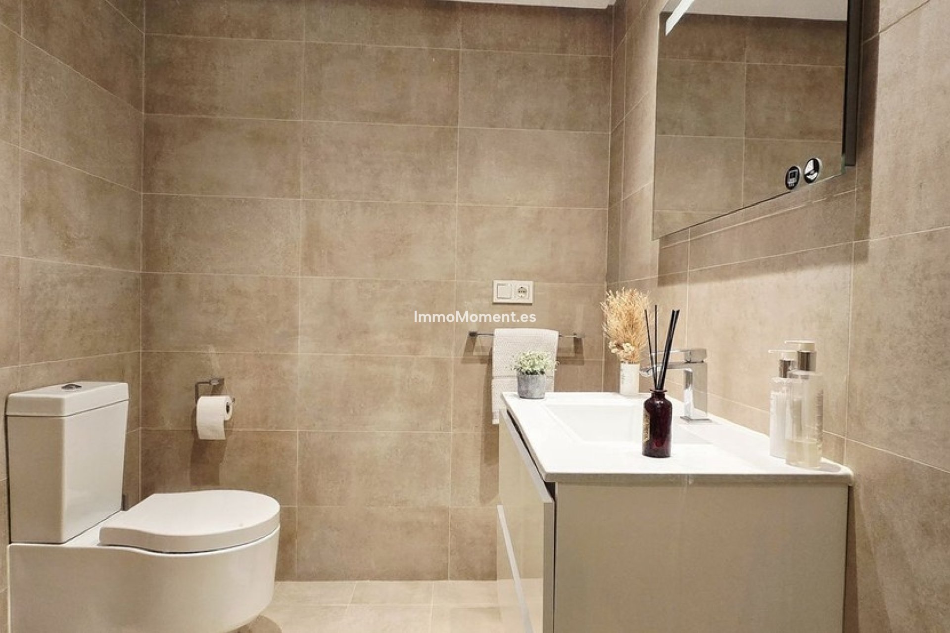 Resale - Apartment - Benahavís - Los Arqueros