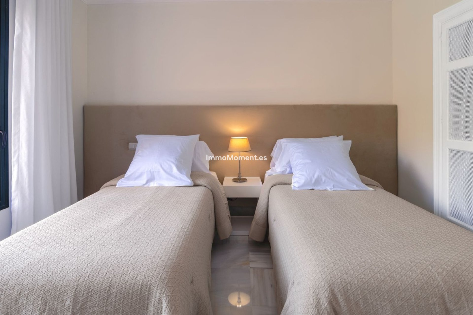 Resale - Apartment - Benahavís - Monte Halcones