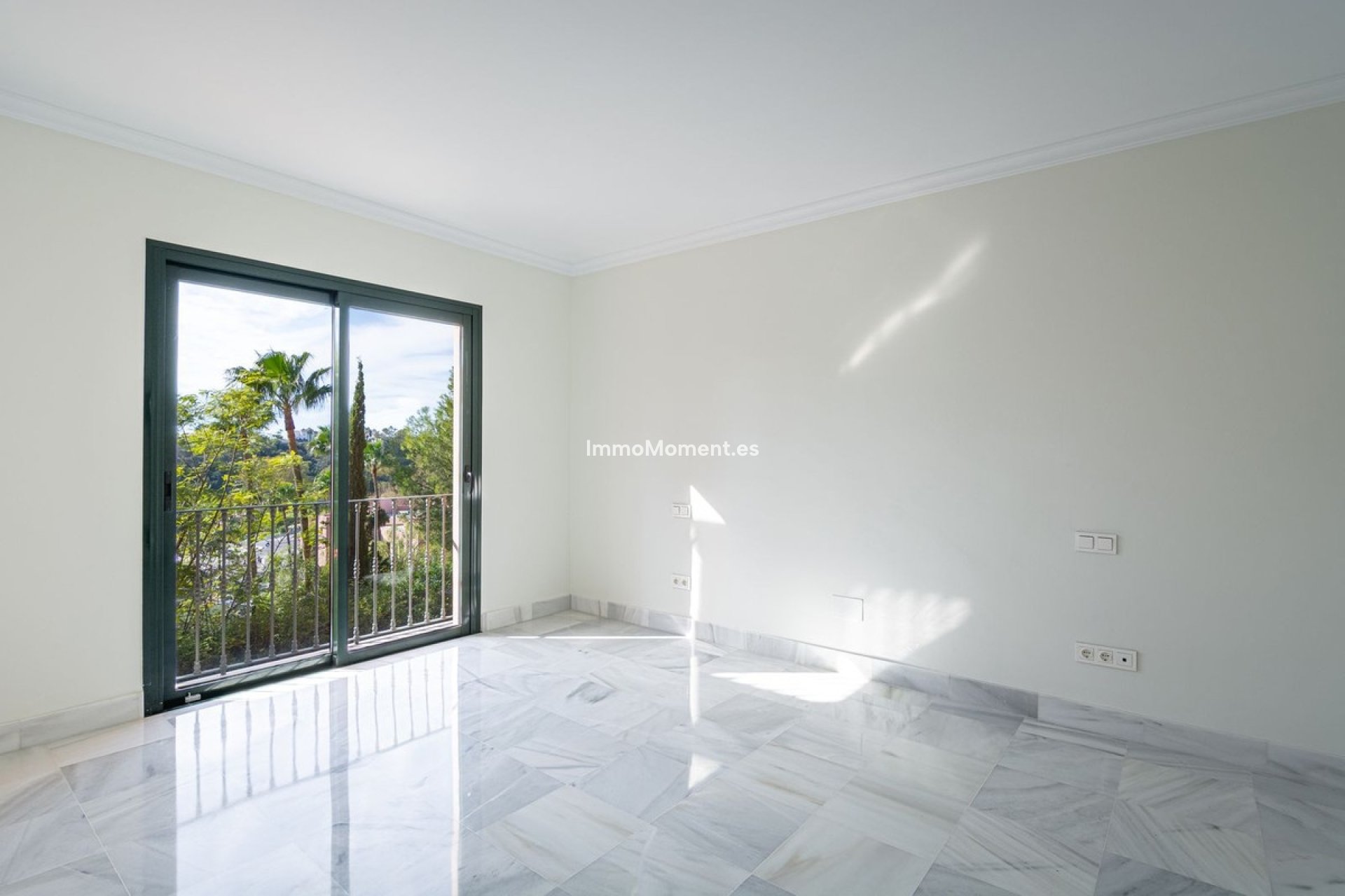 Resale - Apartment - Benahavís - Monte Halcones
