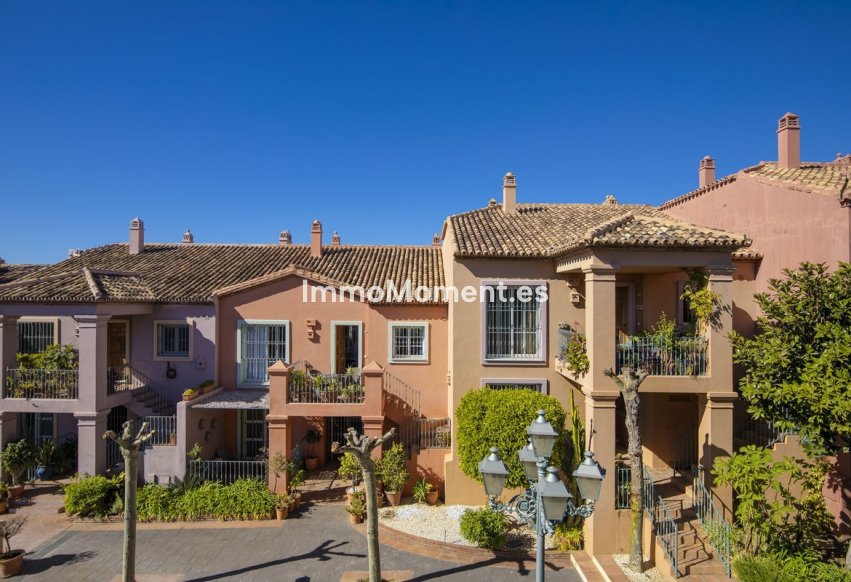 Resale - Apartment - Benahavís - Monte Halcones