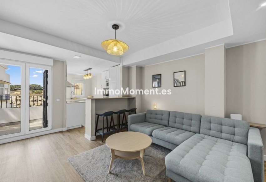 Resale - Apartment - Benalmadena - Benalmadena Centro