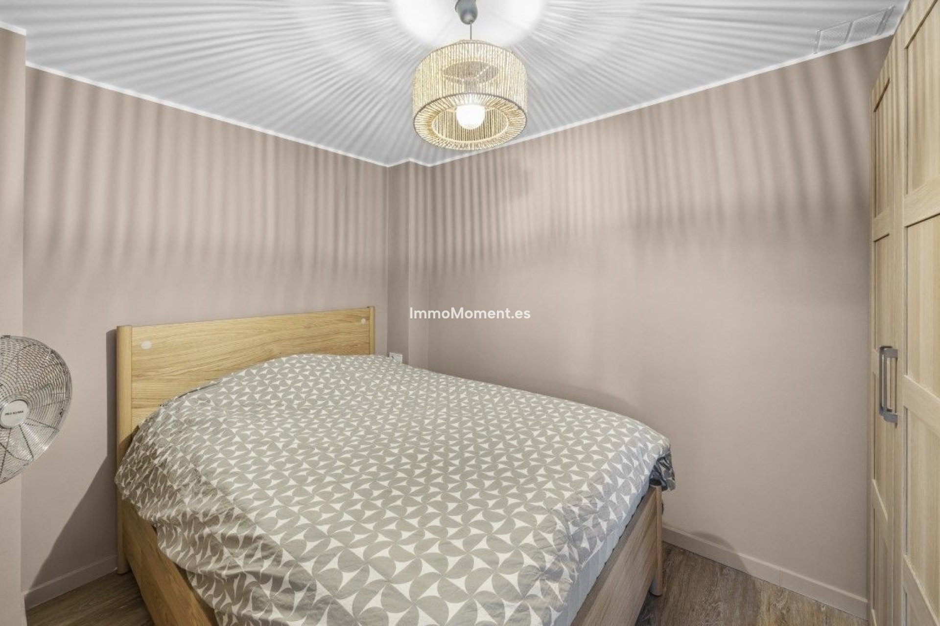 Resale - Apartment - Benalmadena - Benalmadena Centro