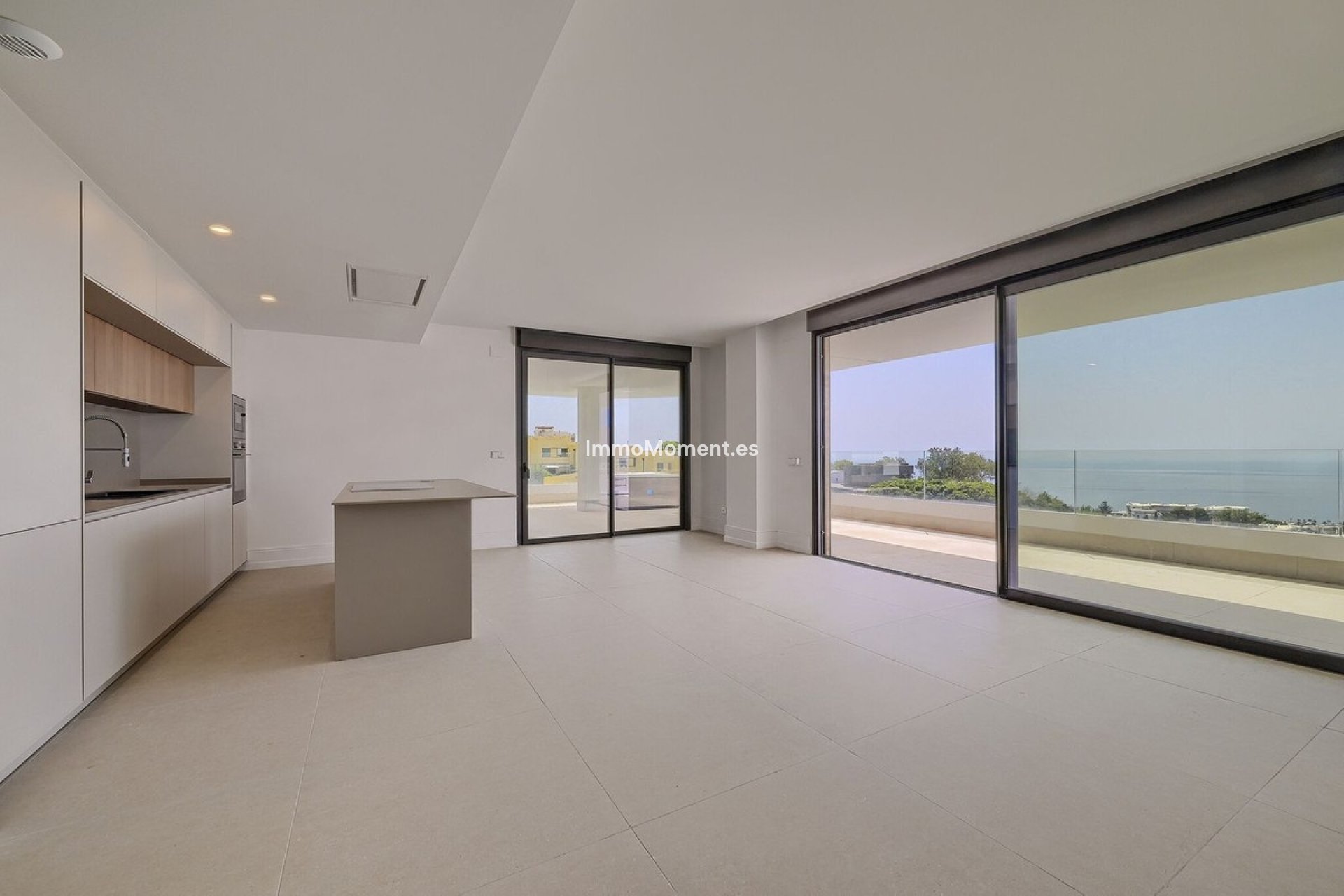 Resale - Apartment - Benalmadena - Benalmadena Centro