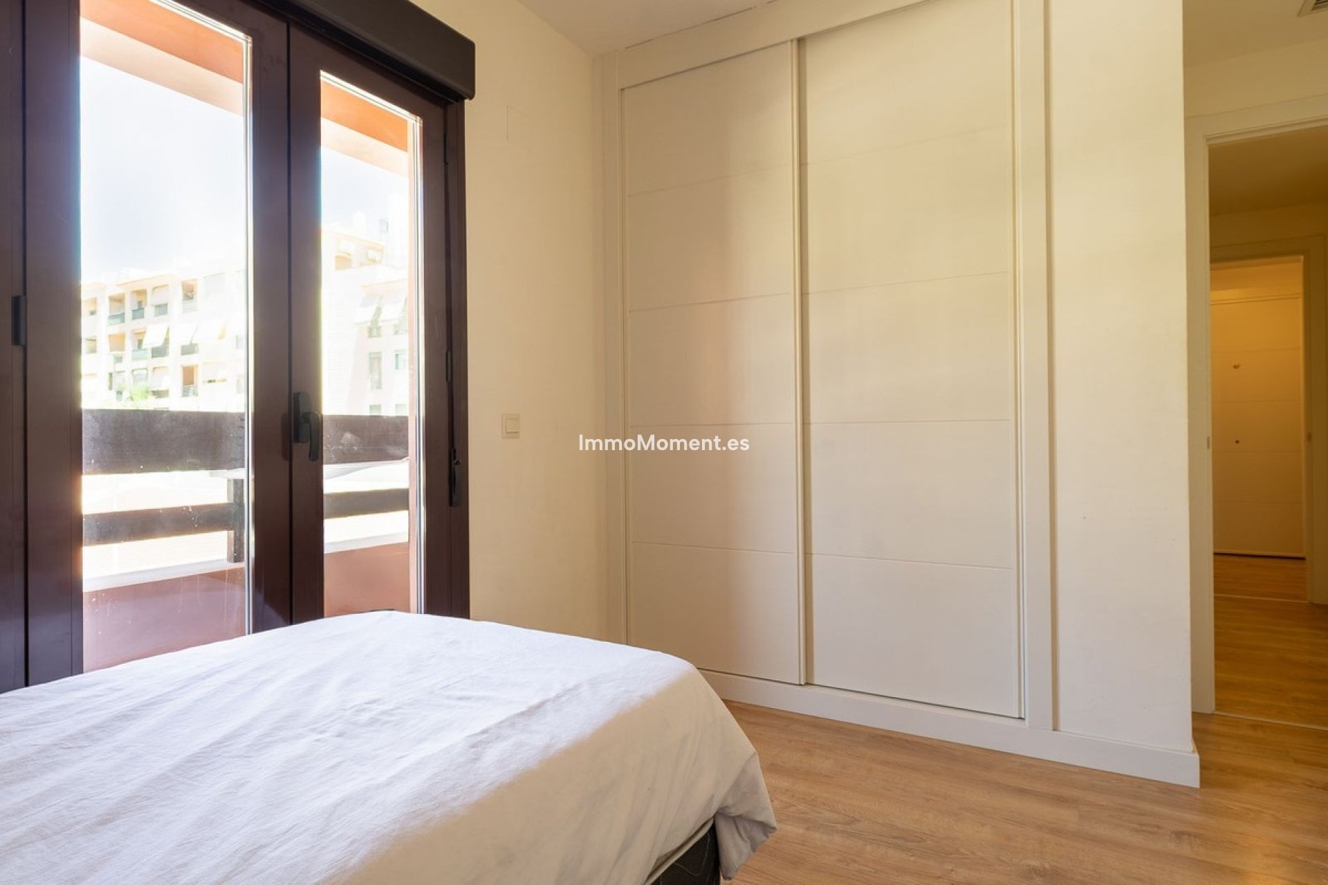 Resale - Apartment - Benalmadena - Benalmadena Centro