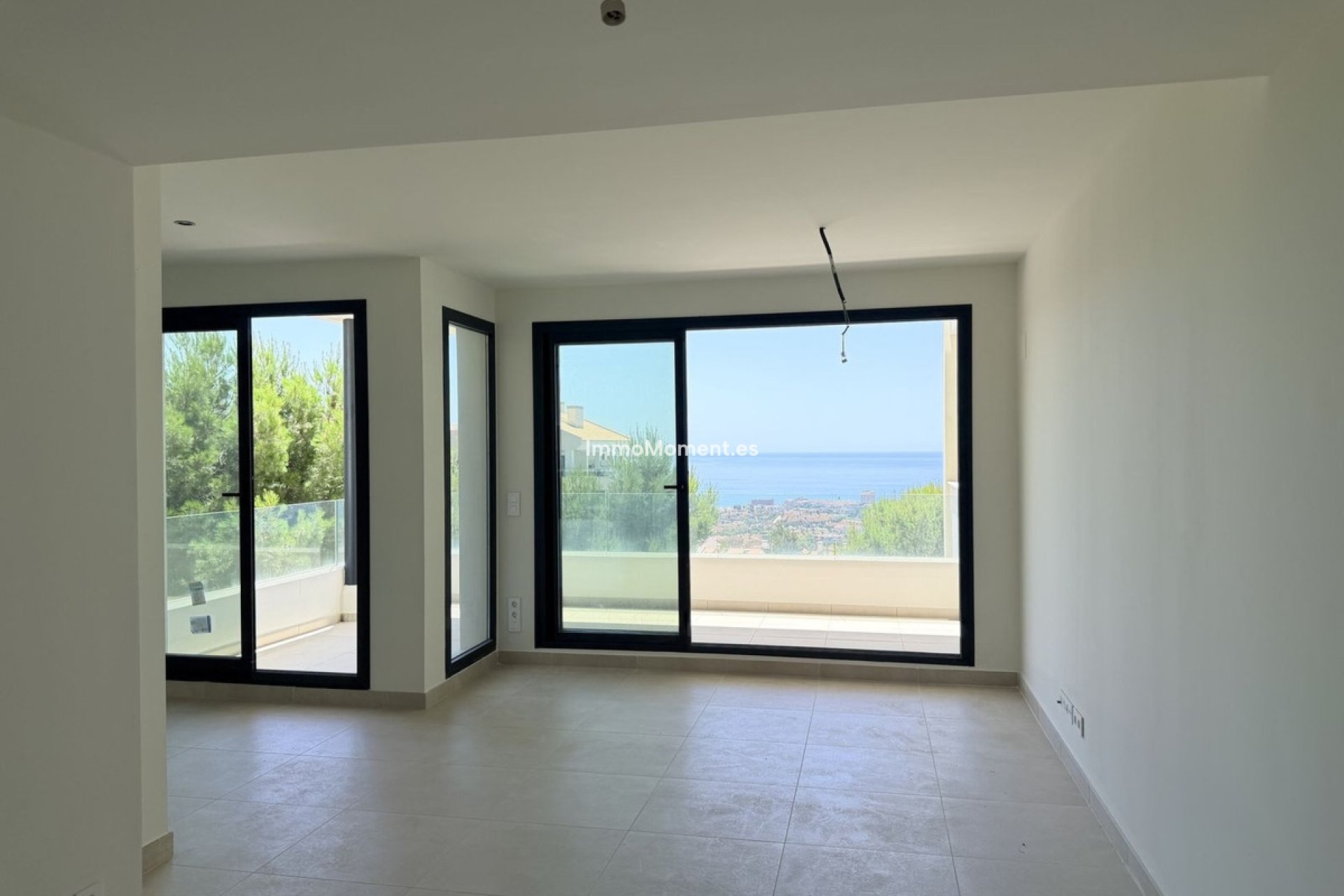Resale - Apartment - Benalmadena - Benalmadena Centro