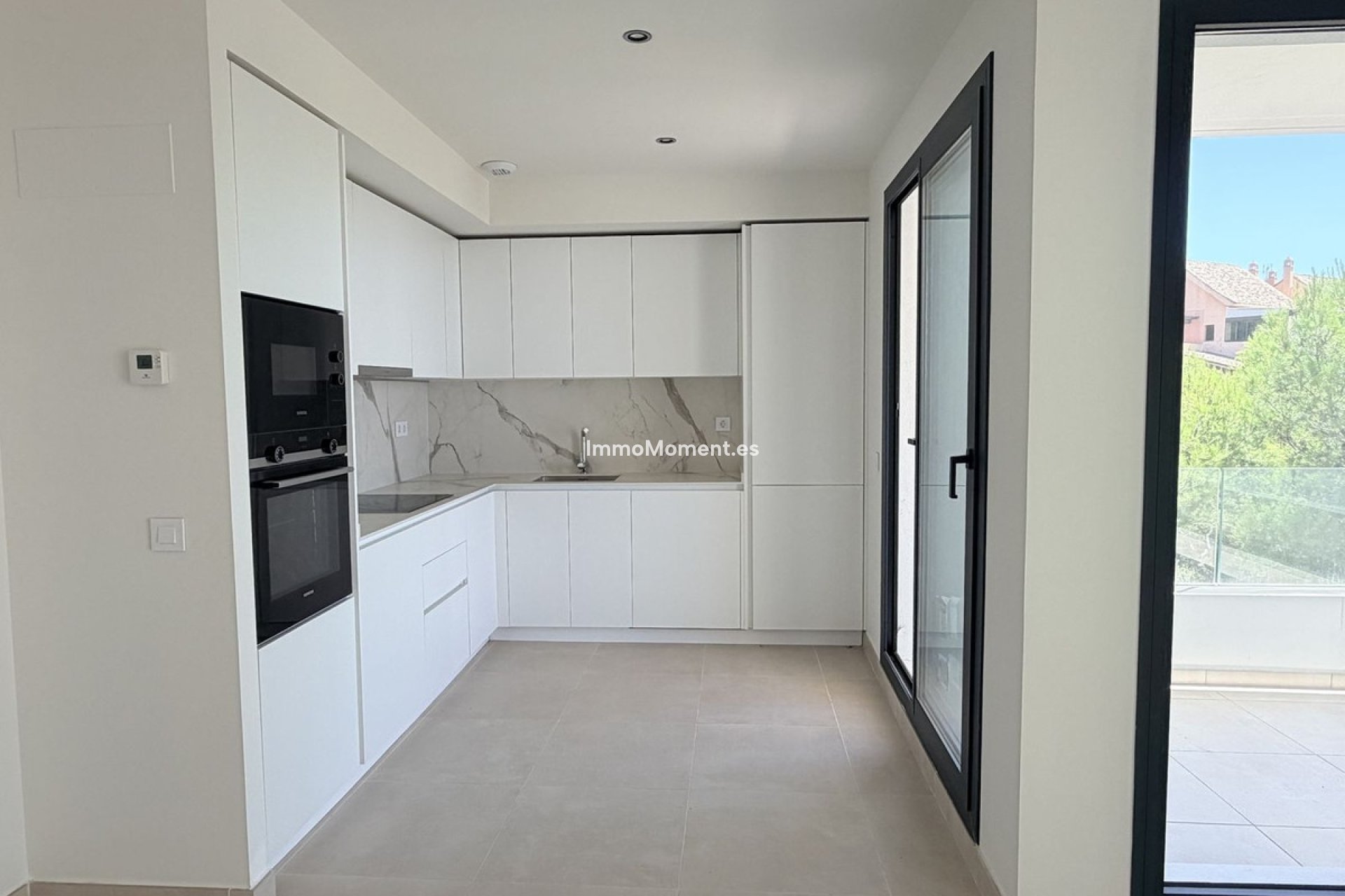 Resale - Apartment - Benalmadena - Benalmadena Centro