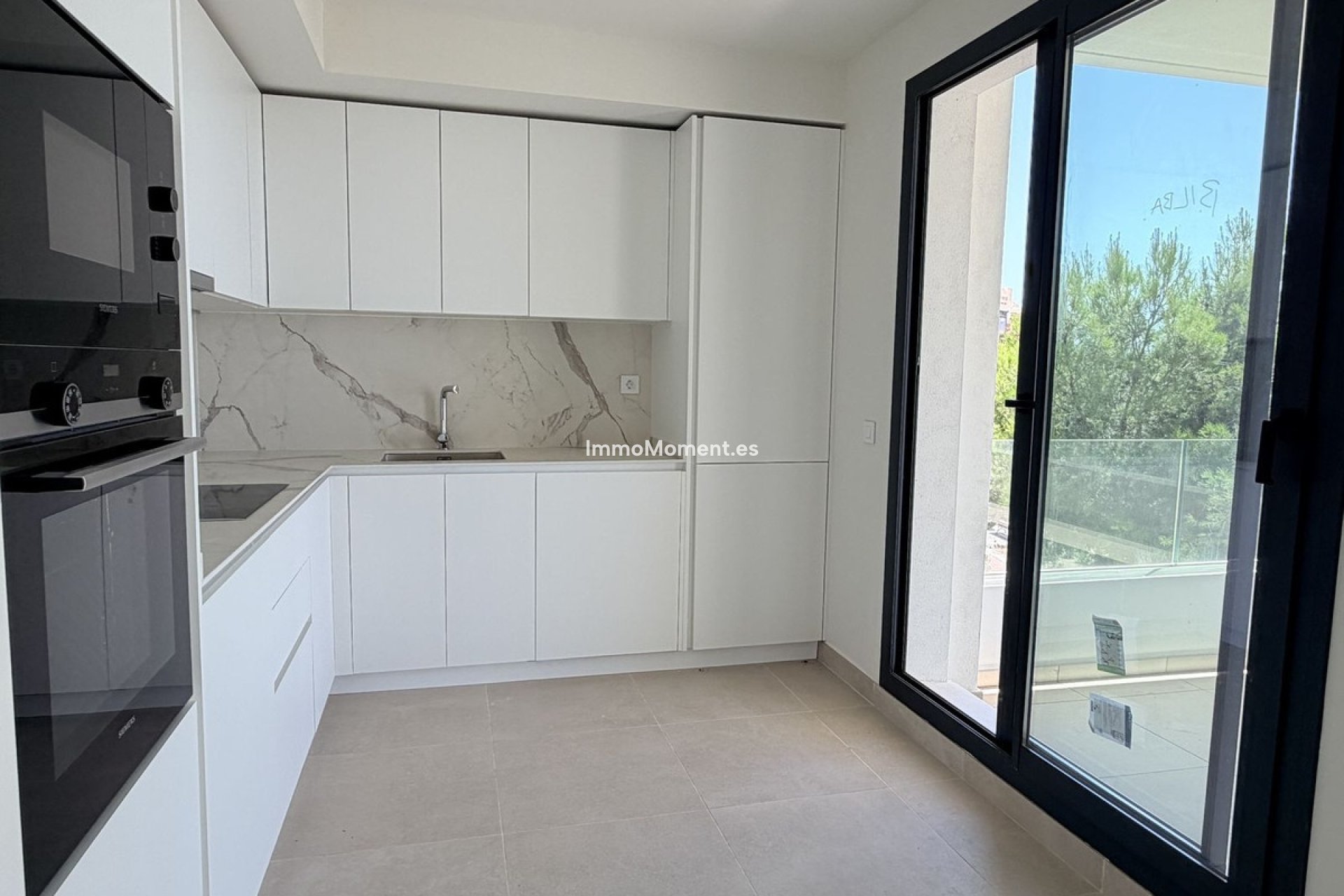 Resale - Apartment - Benalmadena - Benalmadena Centro