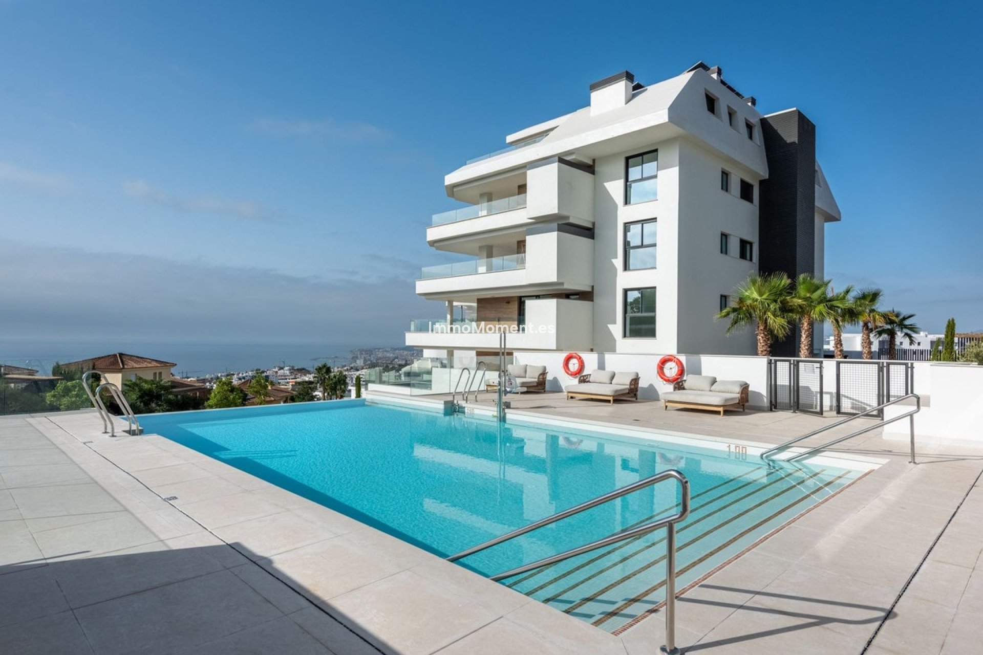 Resale - Apartment - Benalmadena - Benalmadena Centro