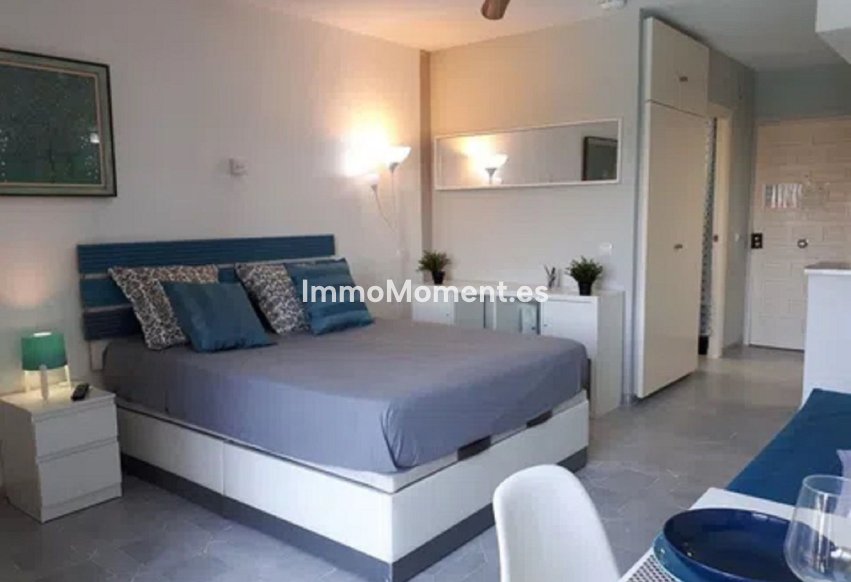 Resale - Apartment - Benalmadena - Benalmadena Centro