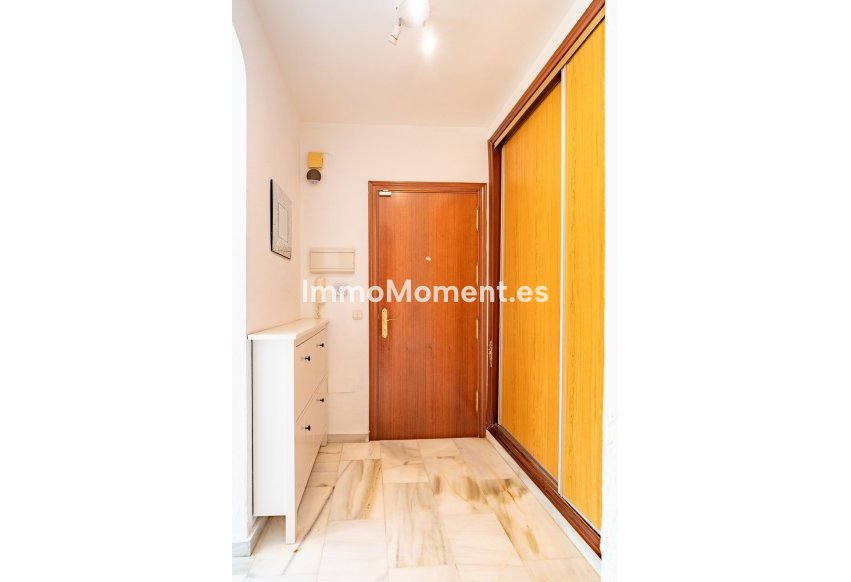 Resale - Apartment - Benalmadena - Benalmadena Centro