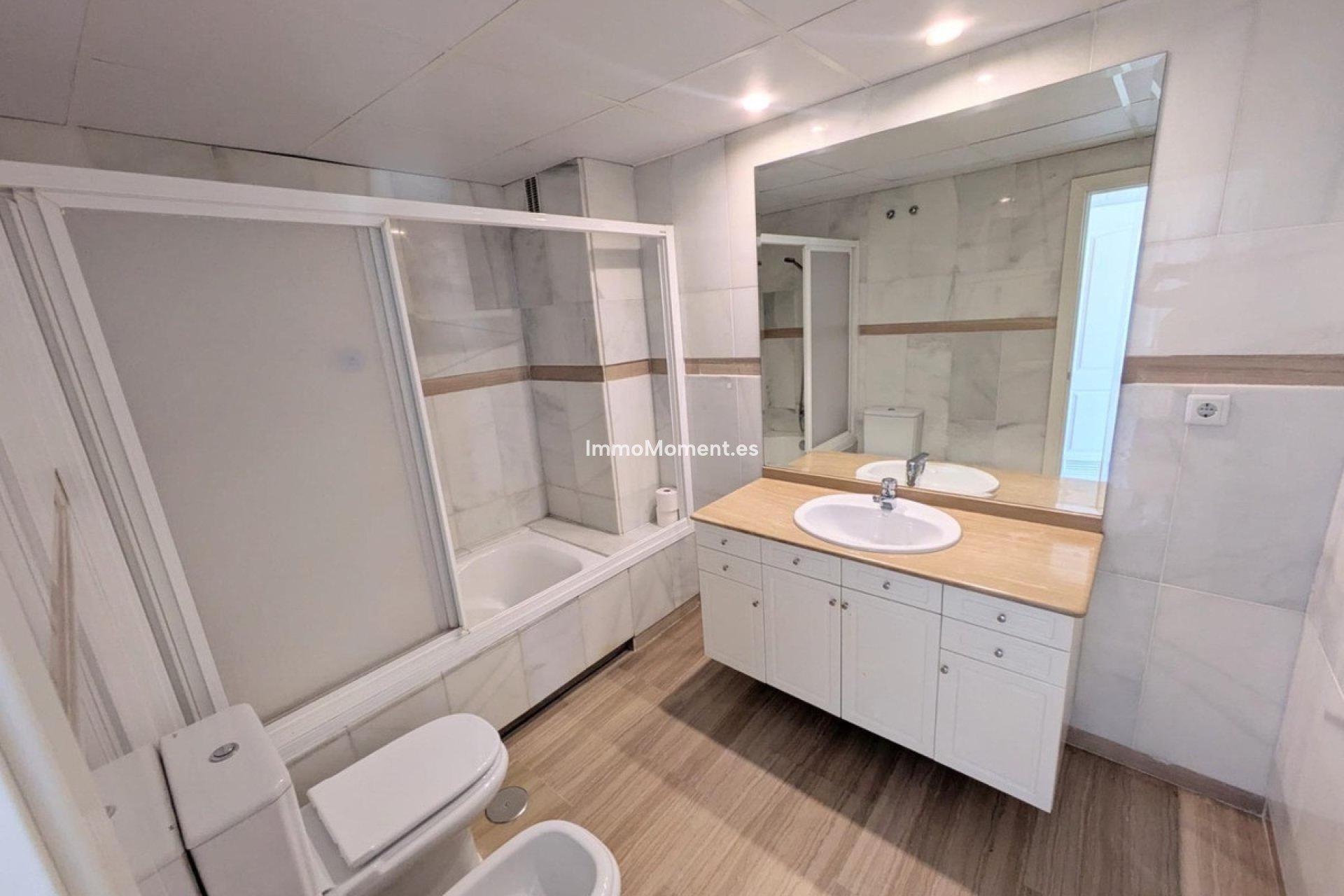 Resale - Apartment - Benalmadena - Benalmadena Centro