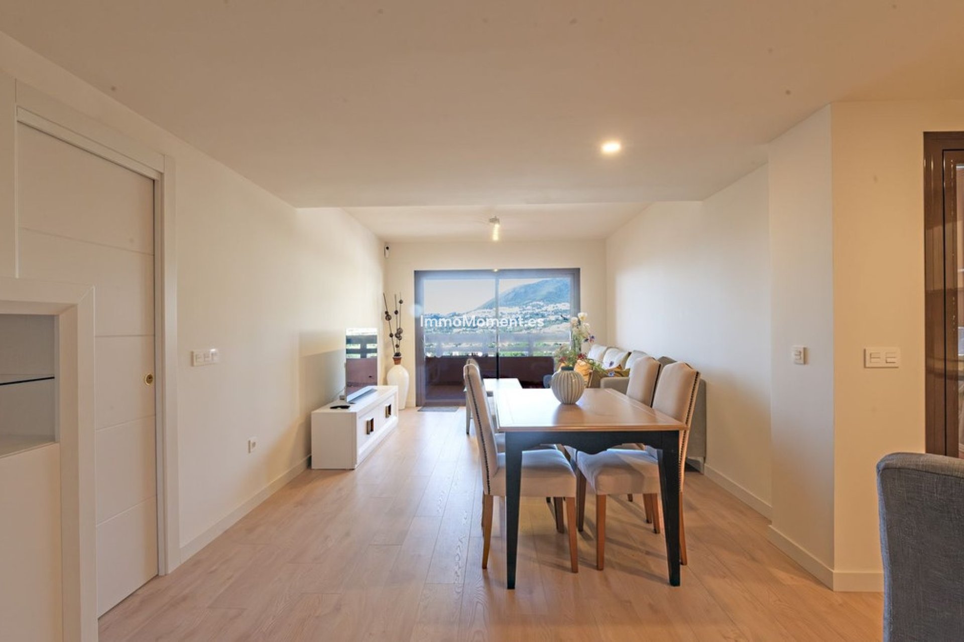 Resale - Apartment - Benalmadena - Benalmadena Centro