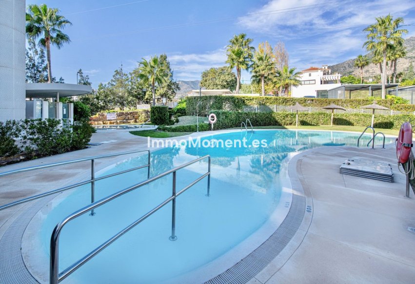 Resale - Apartment - Benalmadena - Benalmadena Centro