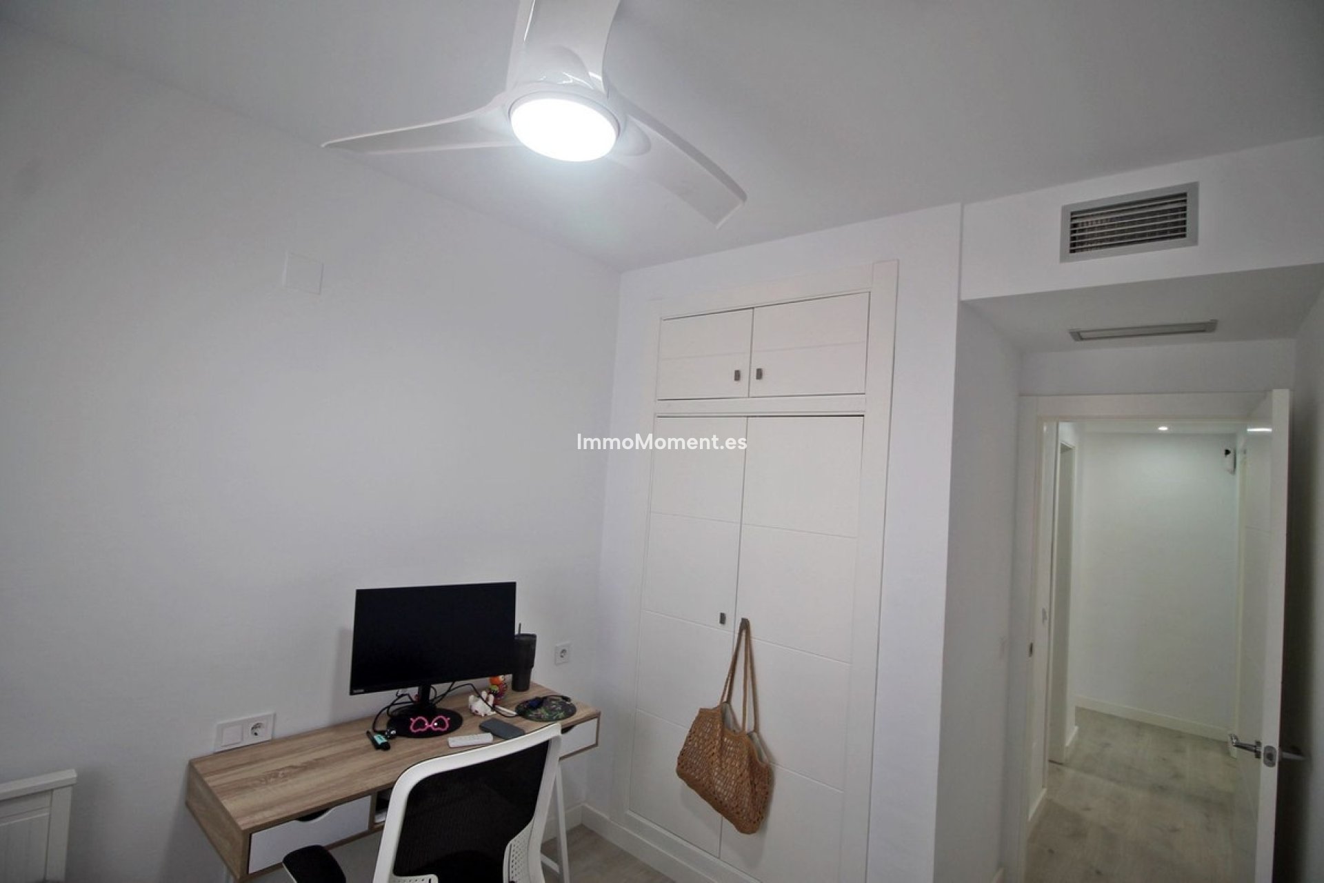 Resale - Apartment - Benalmadena - Benalmadena Centro