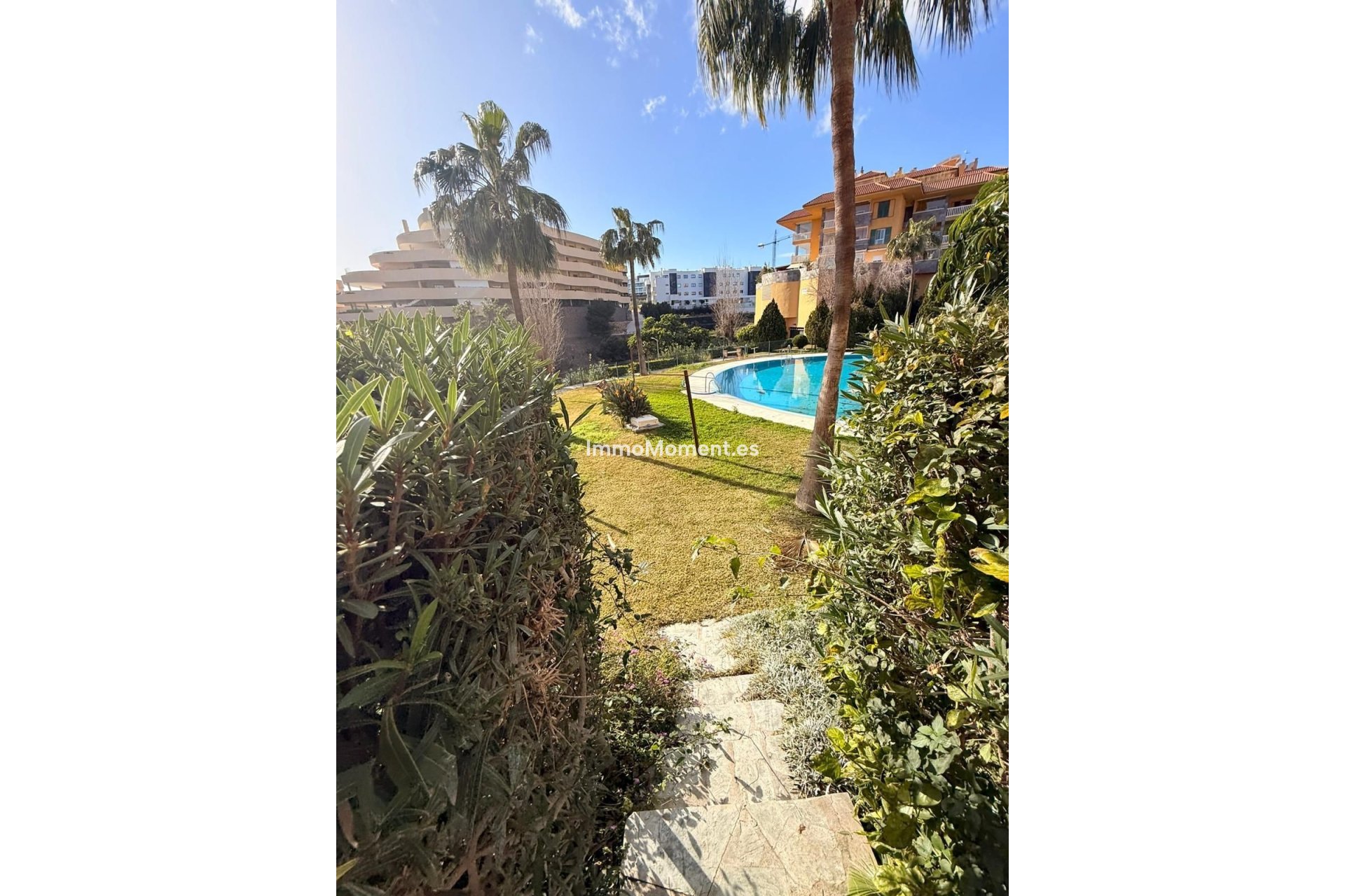 Resale - Apartment - Benalmadena - Benalmadena Centro