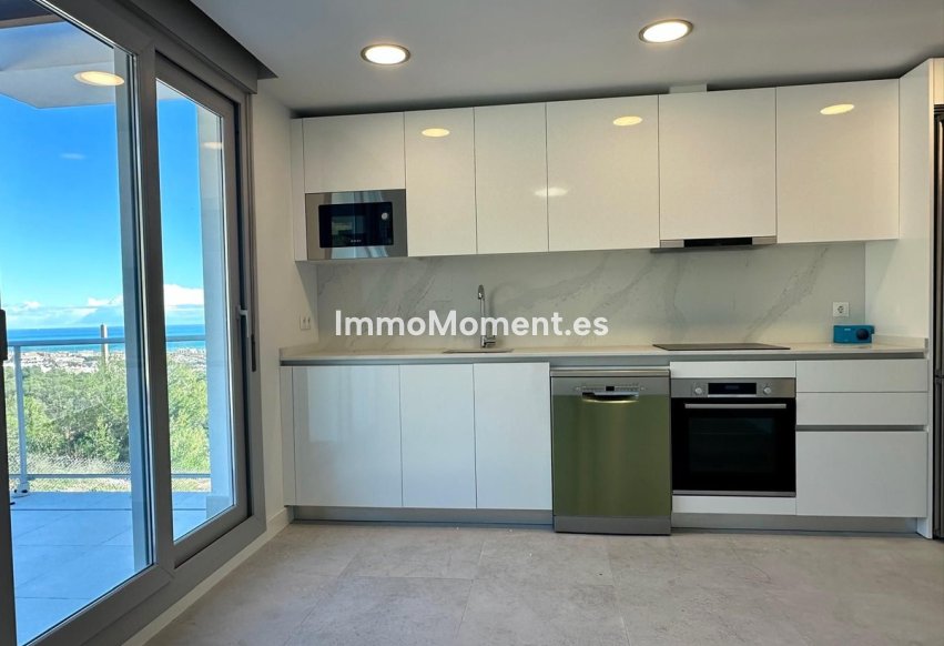 Resale - Apartment - Benalmadena - Benalmadena Centro