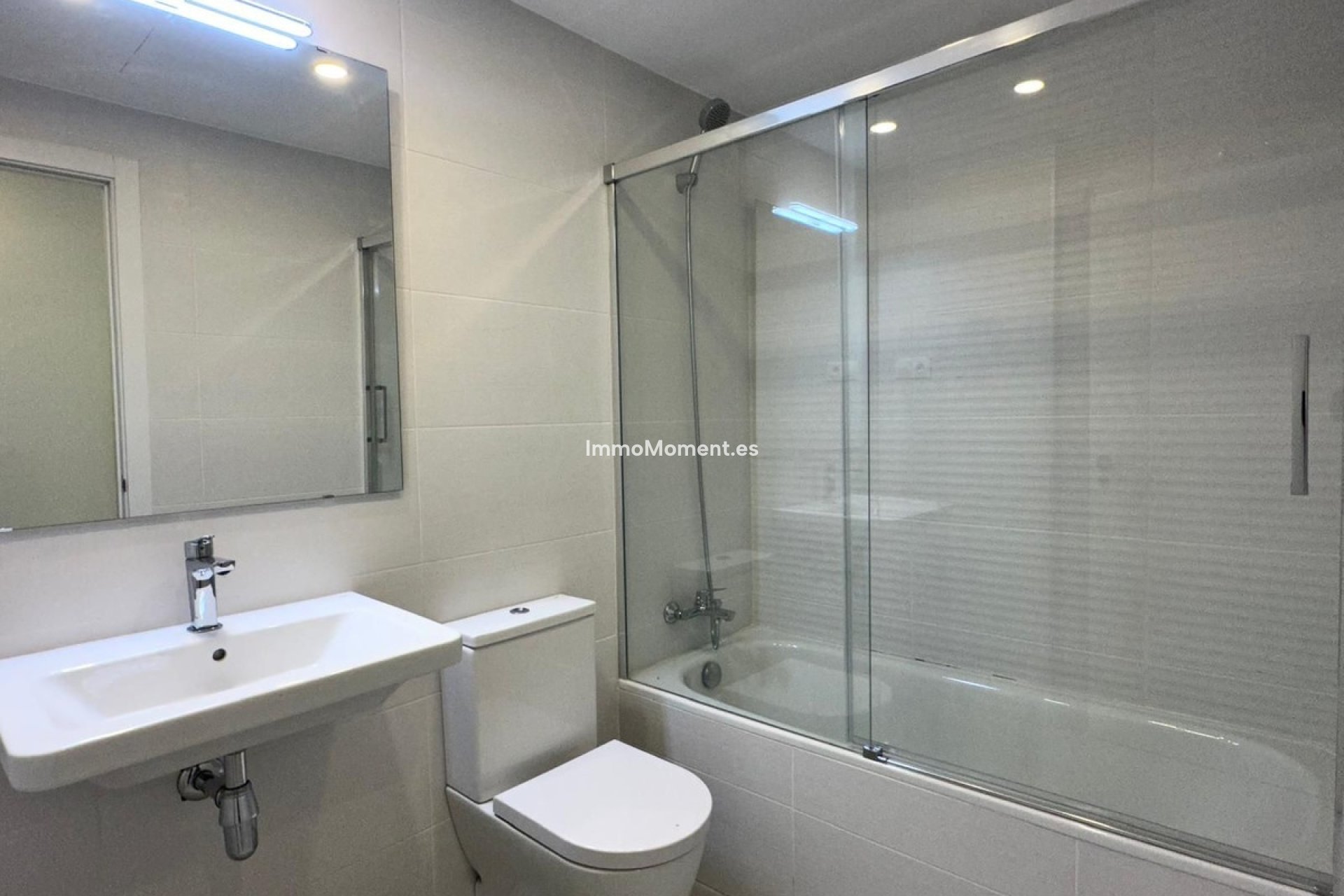 Resale - Apartment - Benalmadena - Benalmadena Centro