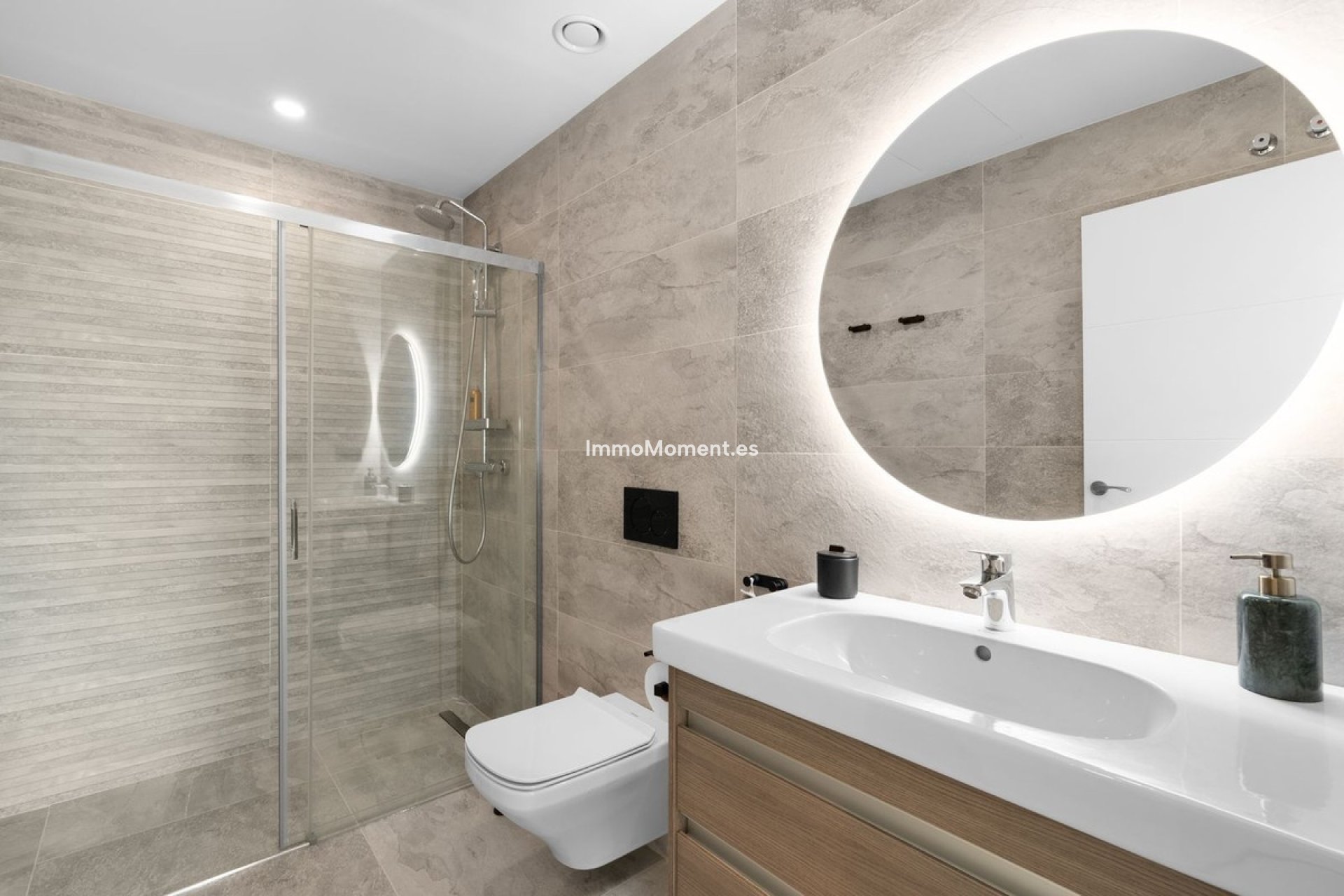 Resale - Apartment - Benalmadena - Benalmadena Centro