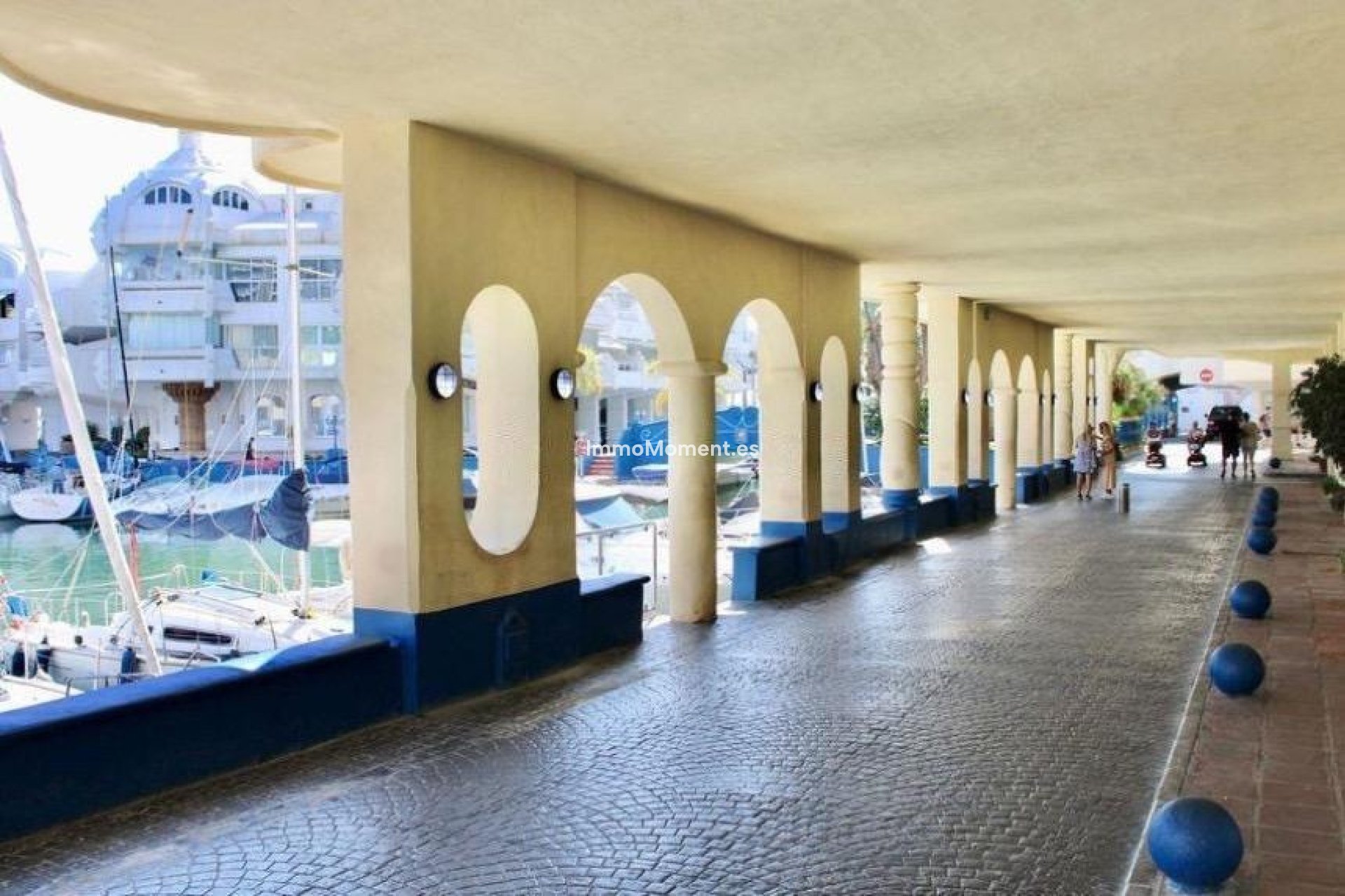 Resale - Apartment - Benalmadena - Benalmadena Centro