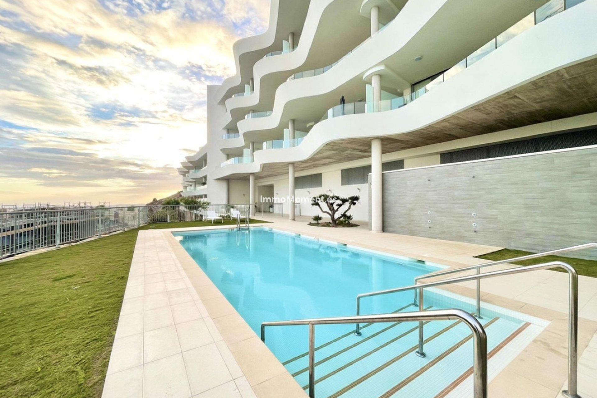 Resale - Apartment - Benalmadena - Benalmadena Centro