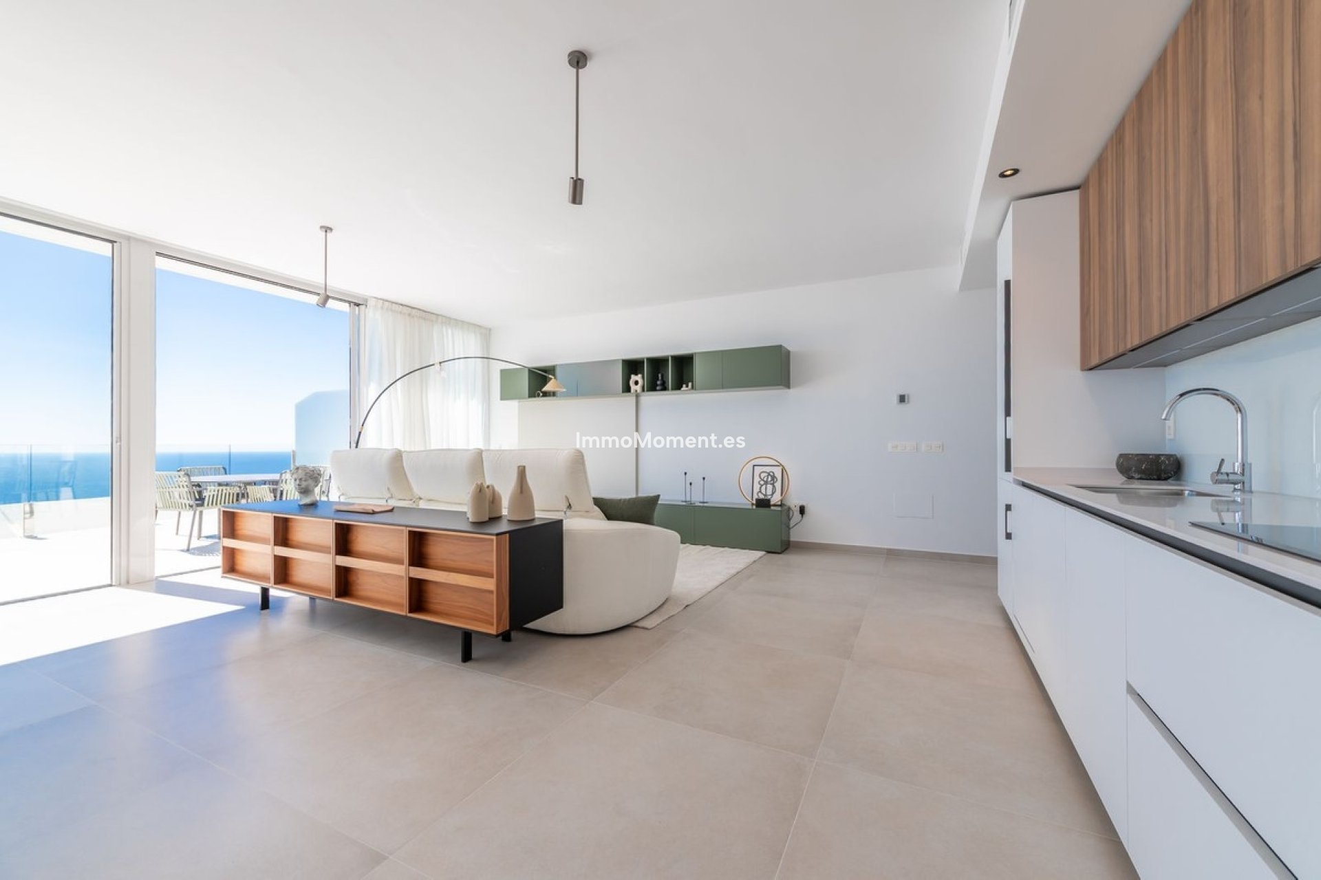 Resale - Apartment - Benalmadena - Benalmadena Centro