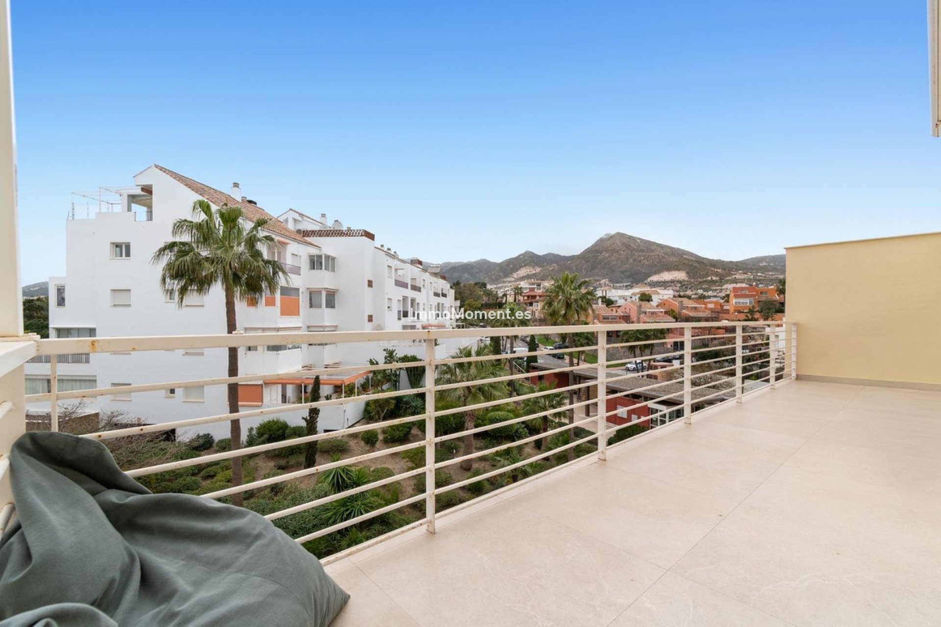 Resale - Apartment - Benalmadena - Benalmadena Centro